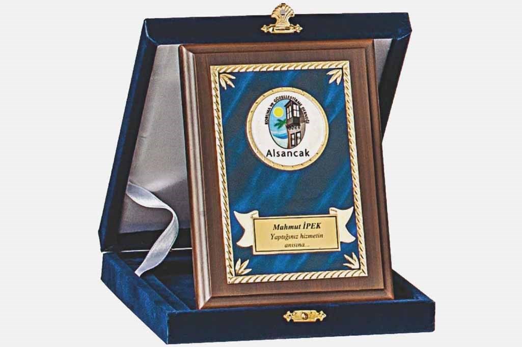 Bayspor M240 12 X 16cm Ahşap Plaket