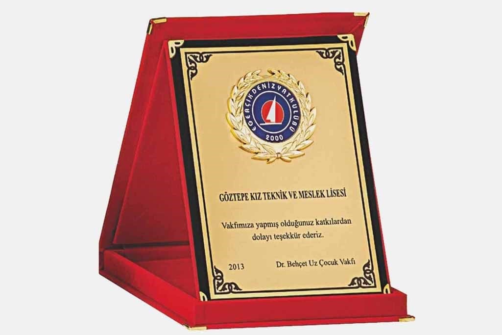 Bayspor M249 15 X 20cm Kadife  Plaket