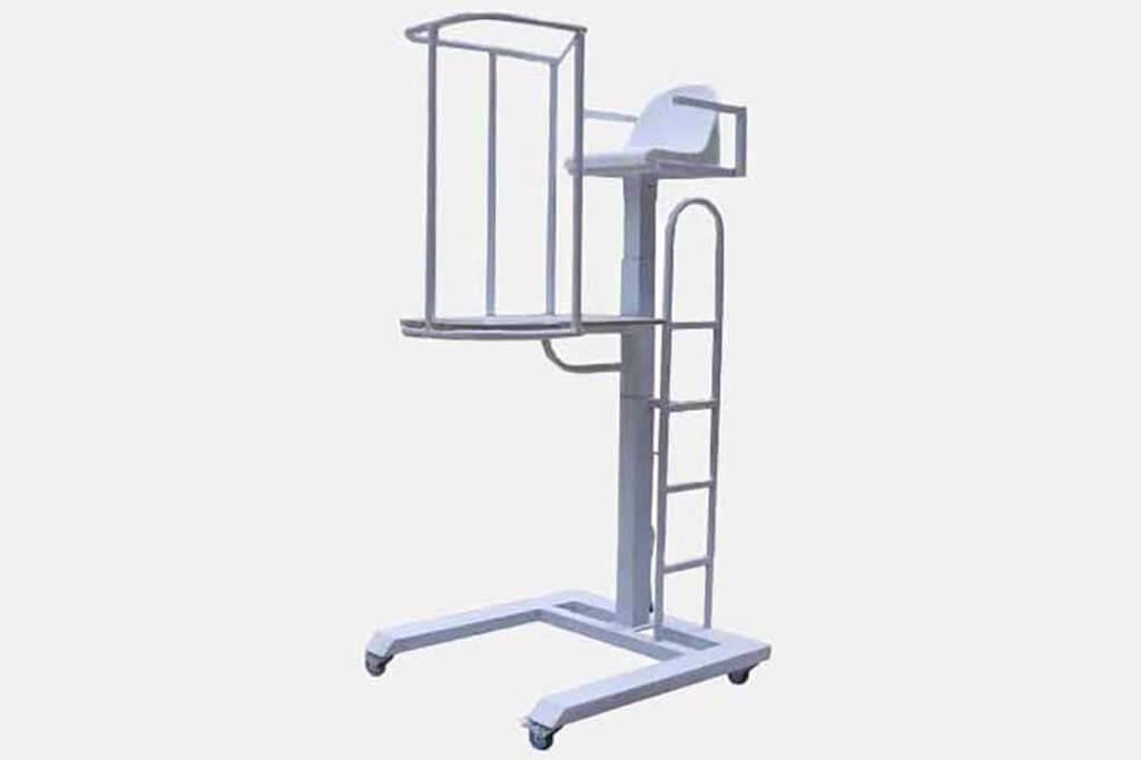 Bayspor markasının yükseklik ayarlı açık voleybol hakem oturma koltuğu detaylı incelemesi. Ergonomik tasarımı ve kalitesiyle öne çıkan ürün hakkında bilmeniz gereken her şey! En uygun fiyatlar burada.