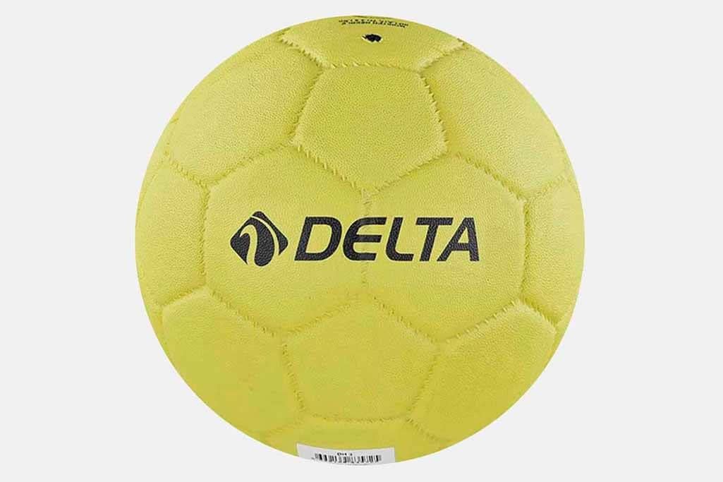 Delta Deluxe Hentbol Topu No: 3 - Kaliteli Malzeme ve Hassas Kontrol için Mükemmel Seçenek