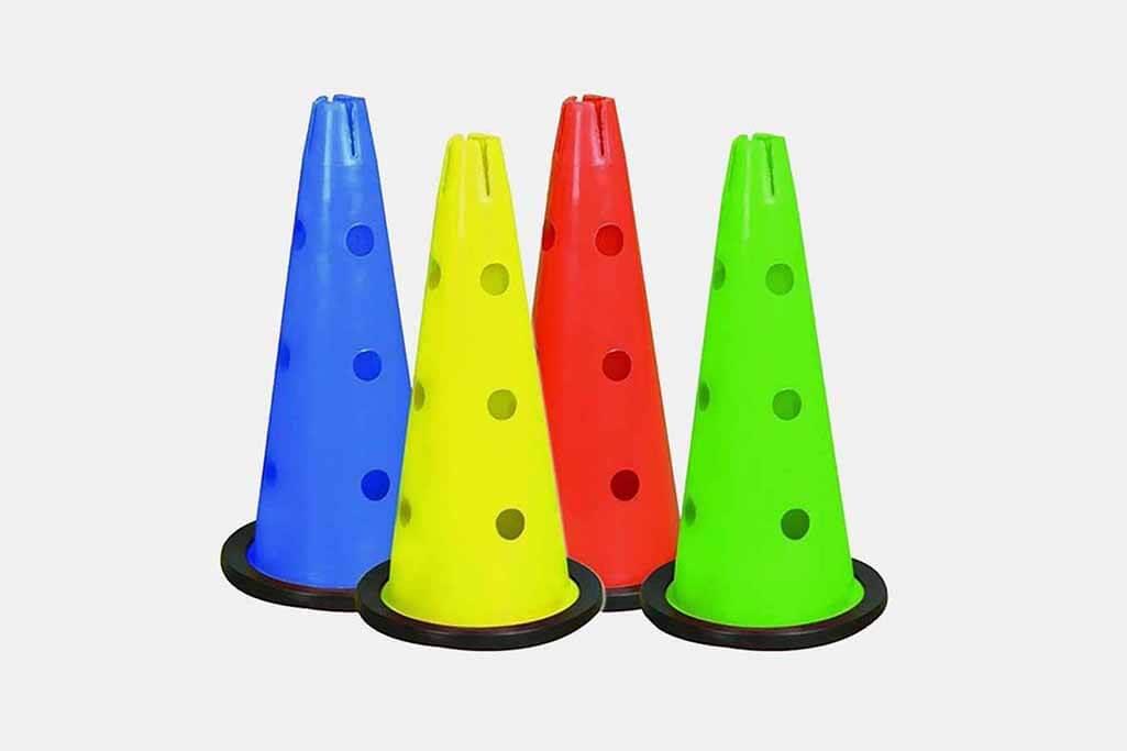Scucs 45 cm Yeşil Delikli Kauçuk Tabanlı Antrenman Hunisi: Dayanıklı ve Güvenilir Egzersiz Ekipmanı