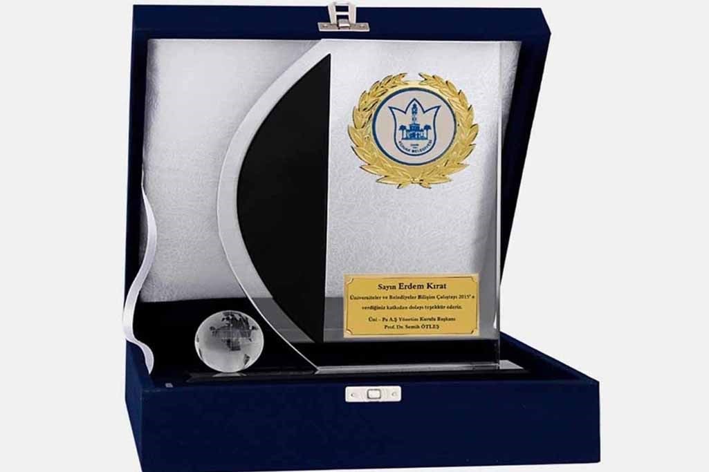 Bayspor M172 Kadife Kutulu Kristal Plaket 23 cm