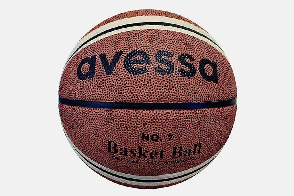 Avessa BT-170 Basketbol Topu No:7 ile her atışta ve smaçta mükemmel kontrol ve isabet sağlayın. Dayanıklı yapısı ve özel tasarımı ile bu top, basketbol tutkunlarına unutulmaz bir deneyim sunar.