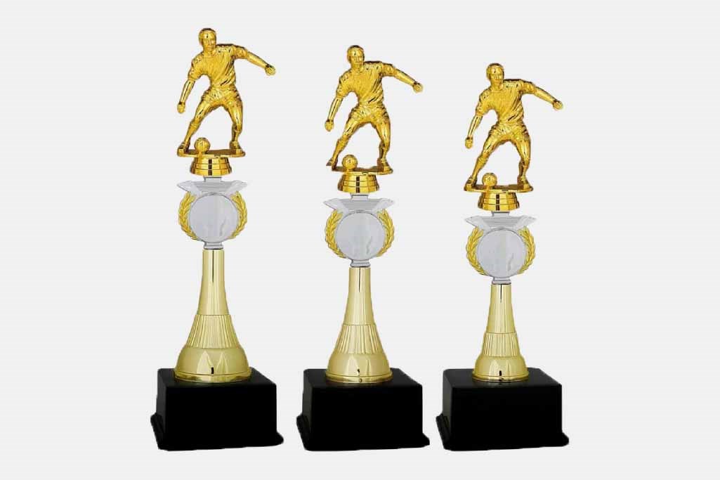 Bayspor L59 Futbol Figürlü Kupa Takımı