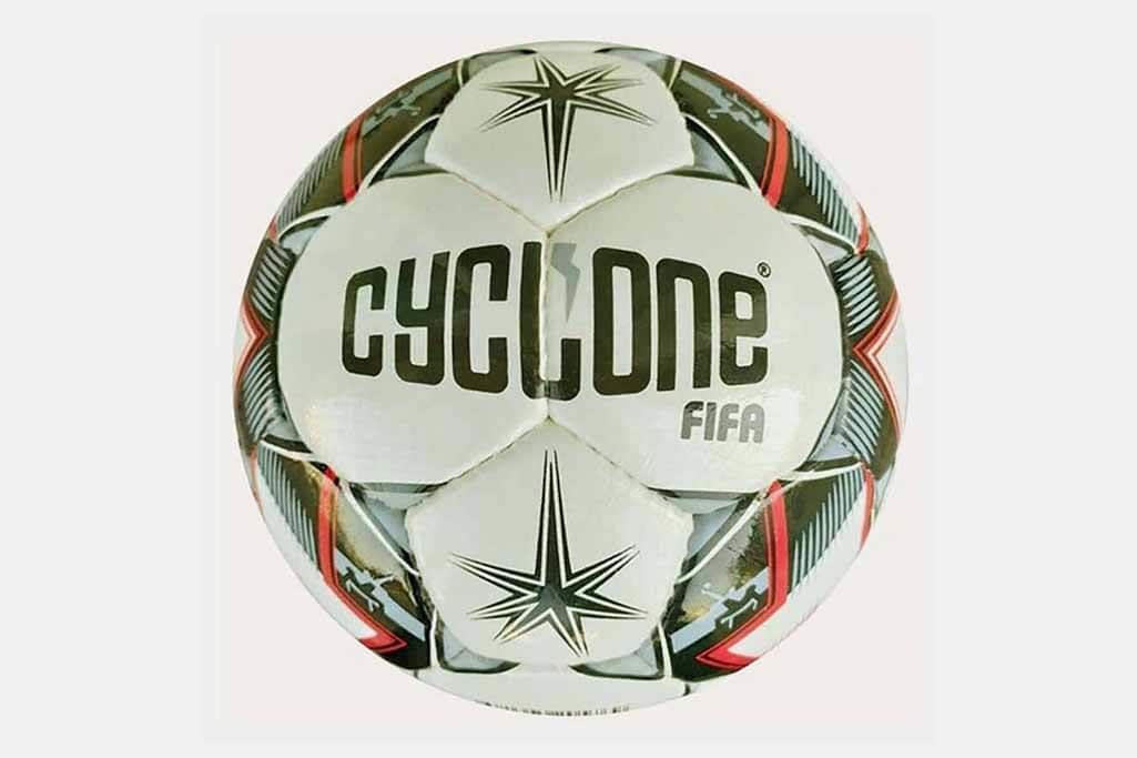 Cyclone FIFA Futbol Topu No:4 | Futbolun Keyfini Çıkar