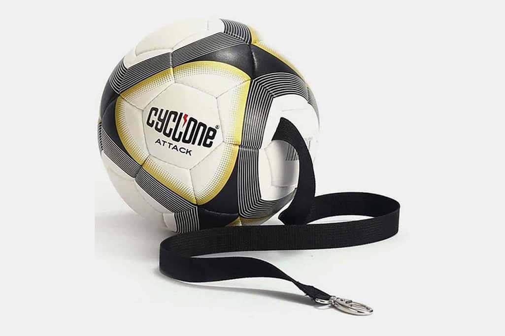 Cyclone Sarkaç Futbol Topu | Antrenmanlarda En İyi Yardımcın