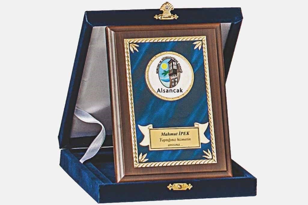 Bayspor M240 12 X 16cm Ahşap Plaket
