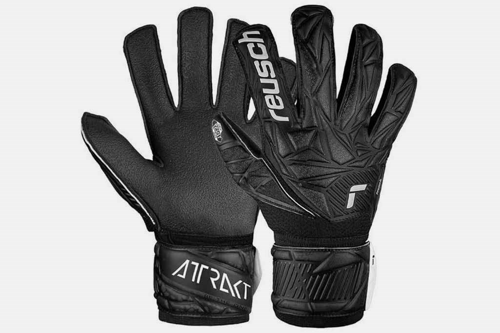 Reusch Kaleci Eldiveni Attrakt Resist 5470615-7700