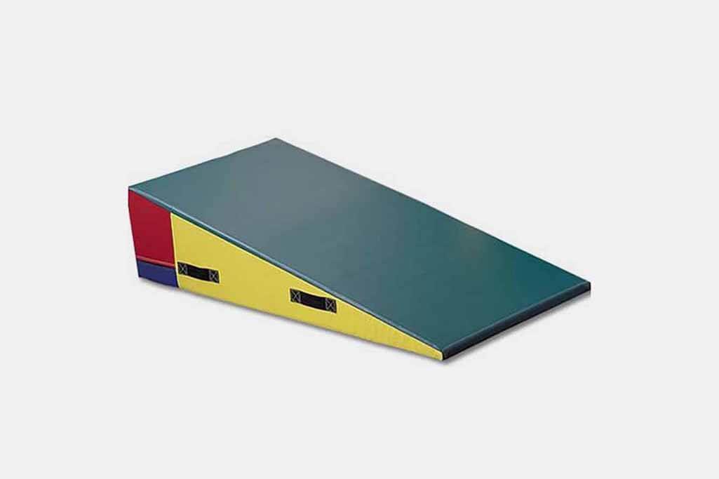 Bayspor 100x150x40 Üçgen Minder