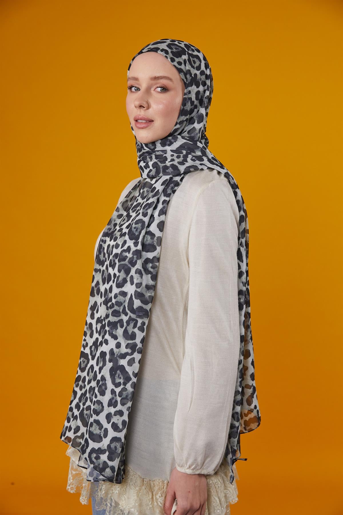 Boyunlu Boneli Tiger Şal Gri
