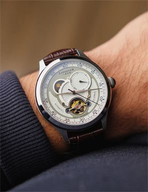 EARNSHAW ES-8193-01 Erkek Kol Saati