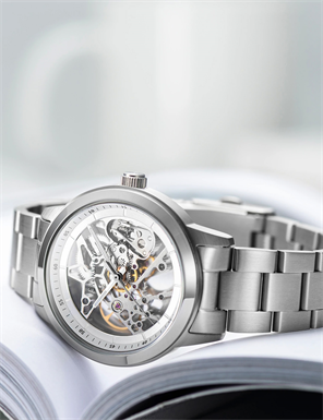 EARNSHAW ES-8139-44 Erkek Kol Saati