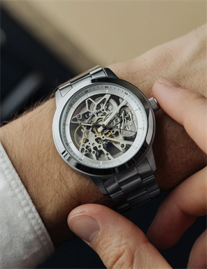 EARNSHAW ES-8139-44 Erkek Kol Saati