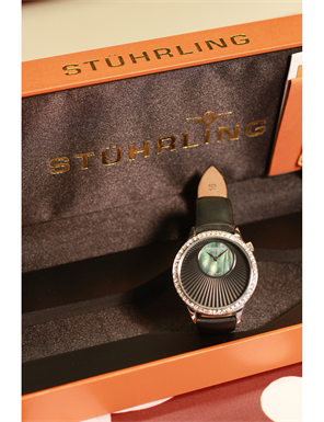 Stührling 336.12151 Kadın Kol Saati