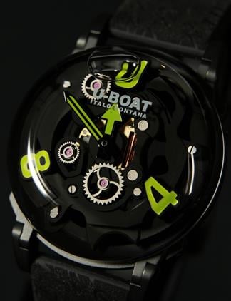 U-BOAT 3351 Erkek Kol Saati