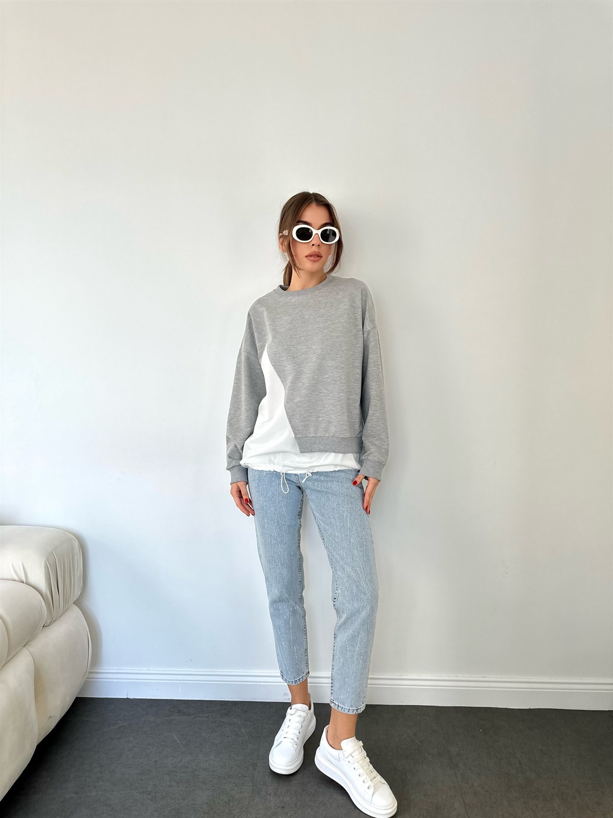 Asimetrik Gri-Beyaz Sweat