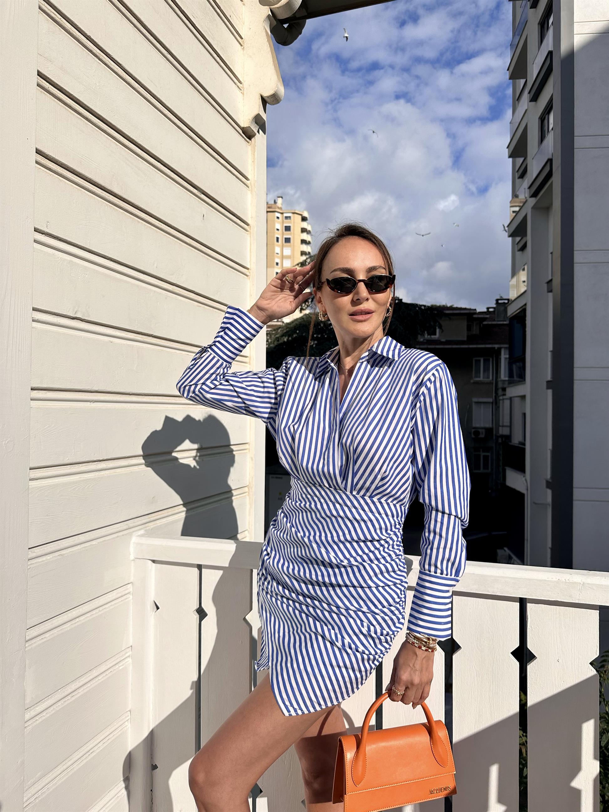 Çizgili Drapeli Kısa Elbise