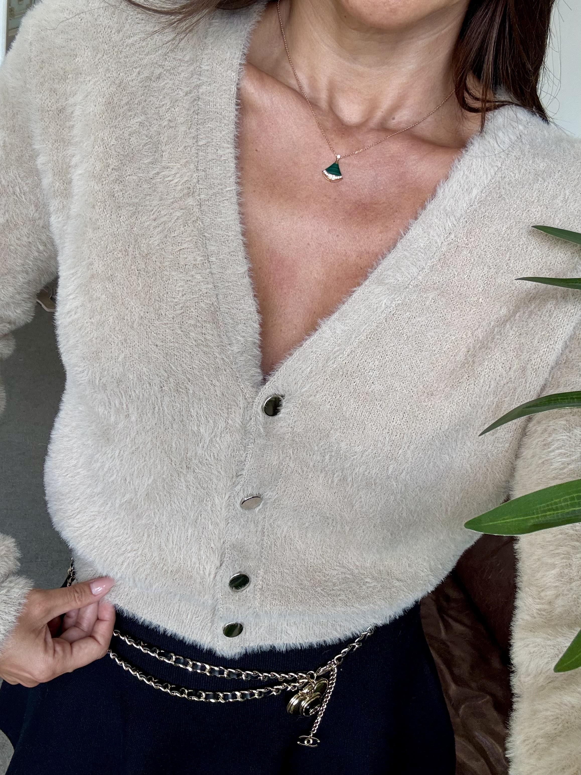 Bej Düğmeli Sakallı Hırka