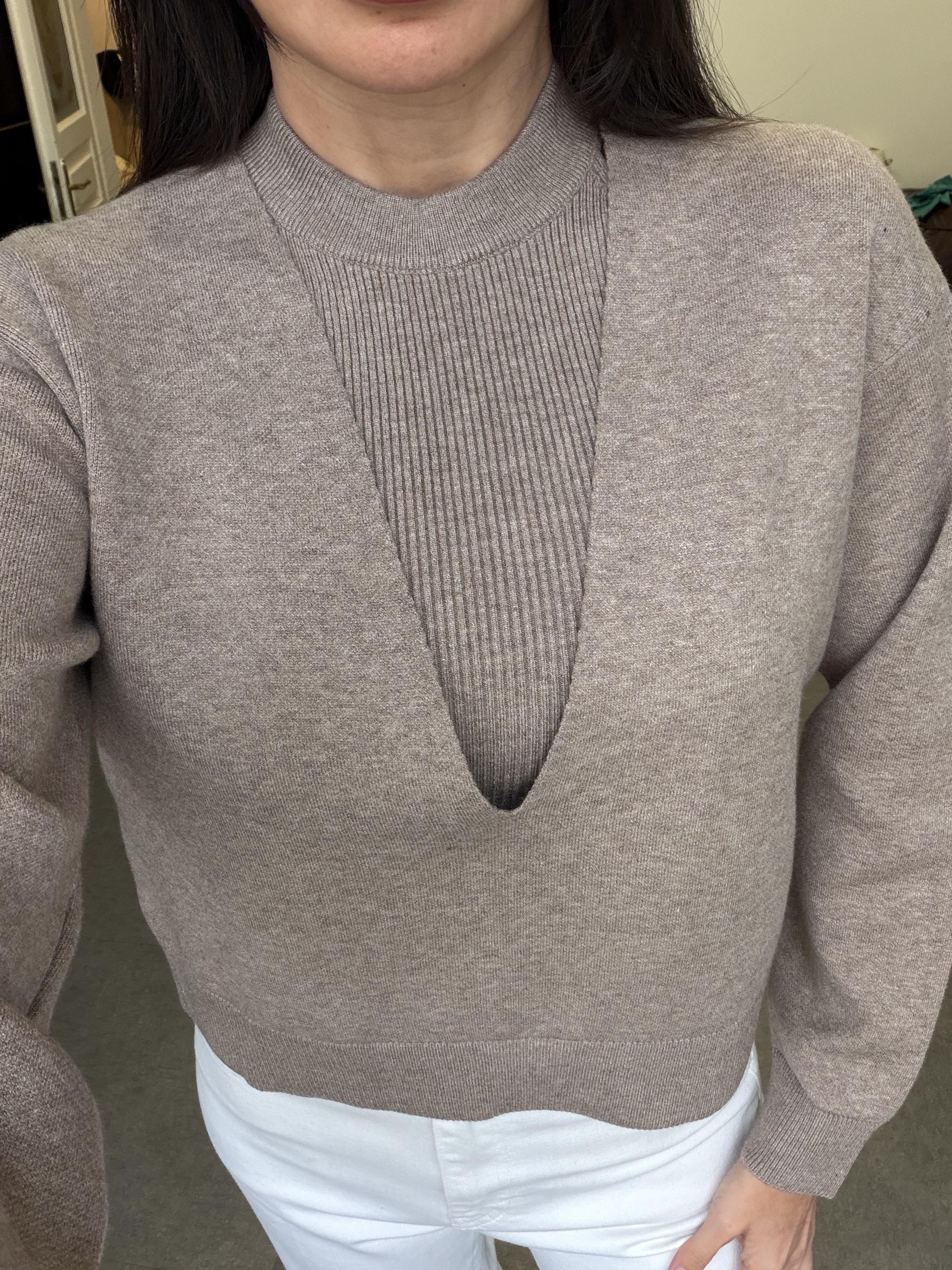 Bej İkili V Yaka Kazak