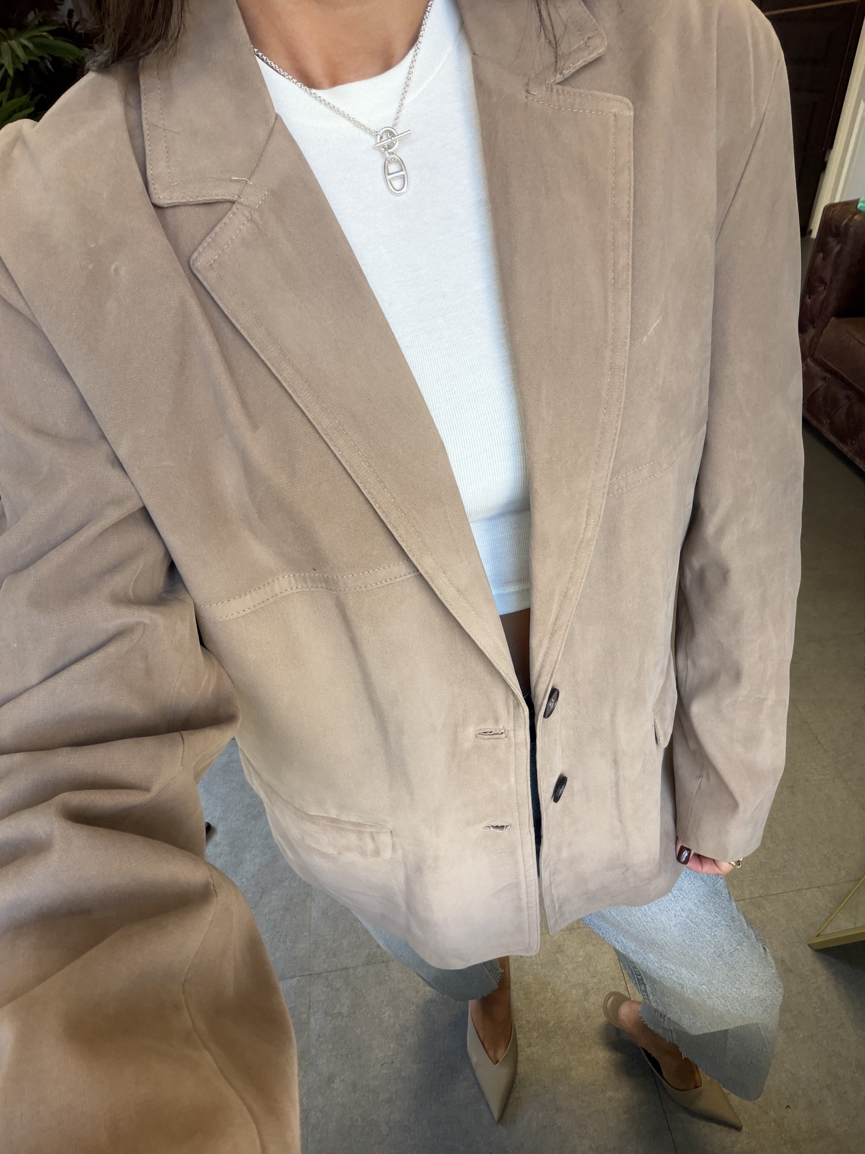 Bej Kuşaklı Süet Blazer Ceket