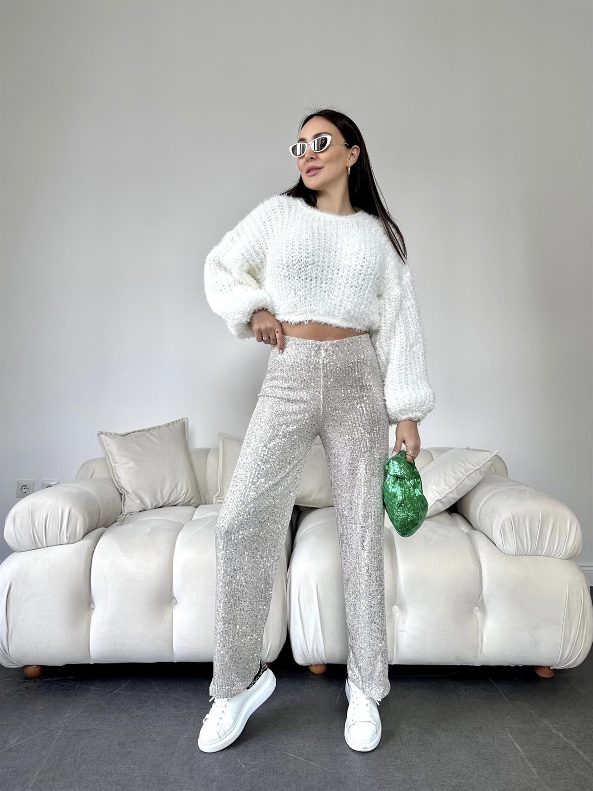 Bej Payet İşlemeli Kumaş Pantolon
