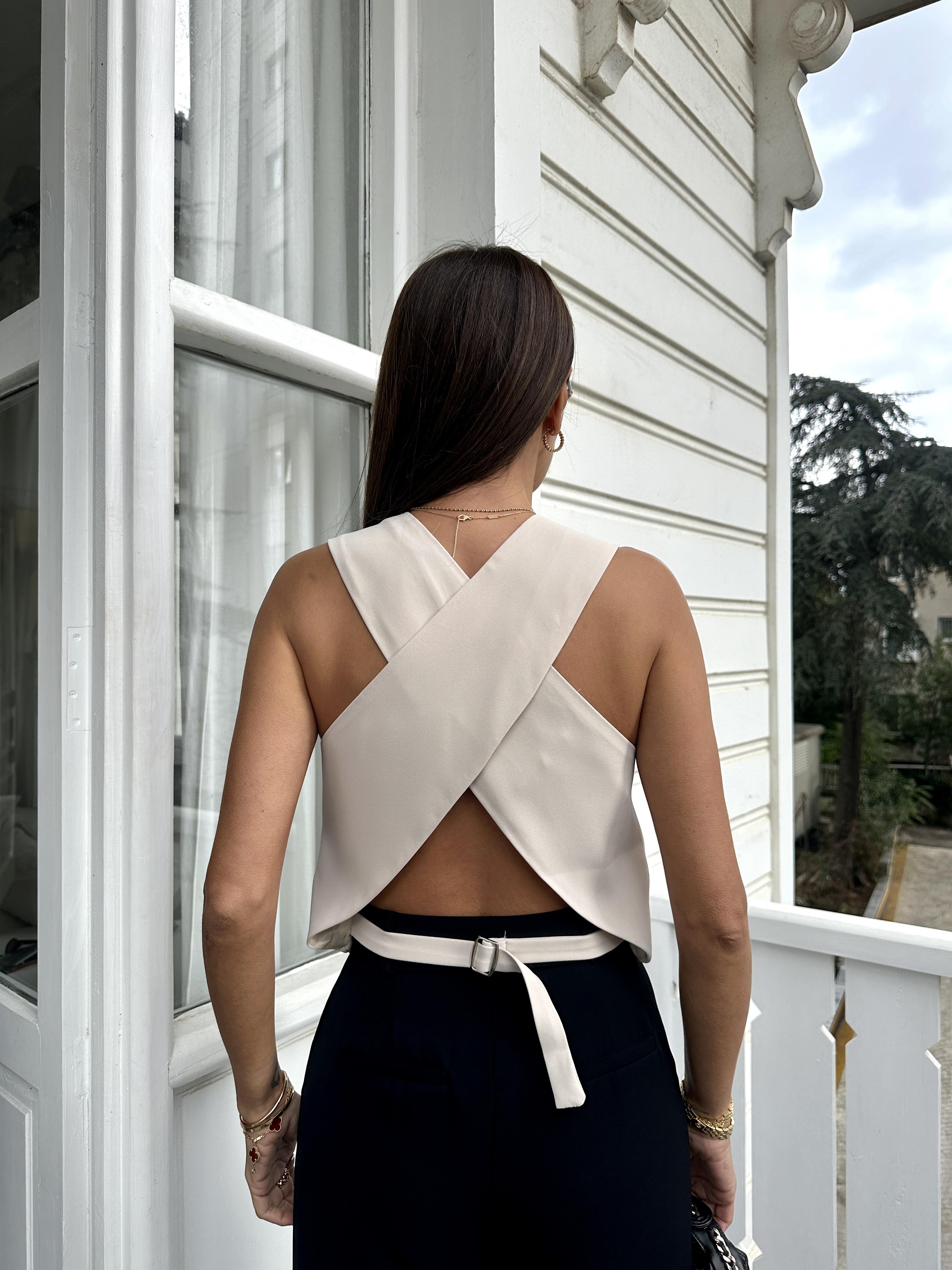 Bej Sırt Tasarımlı Blazer Düğmeli Yelek