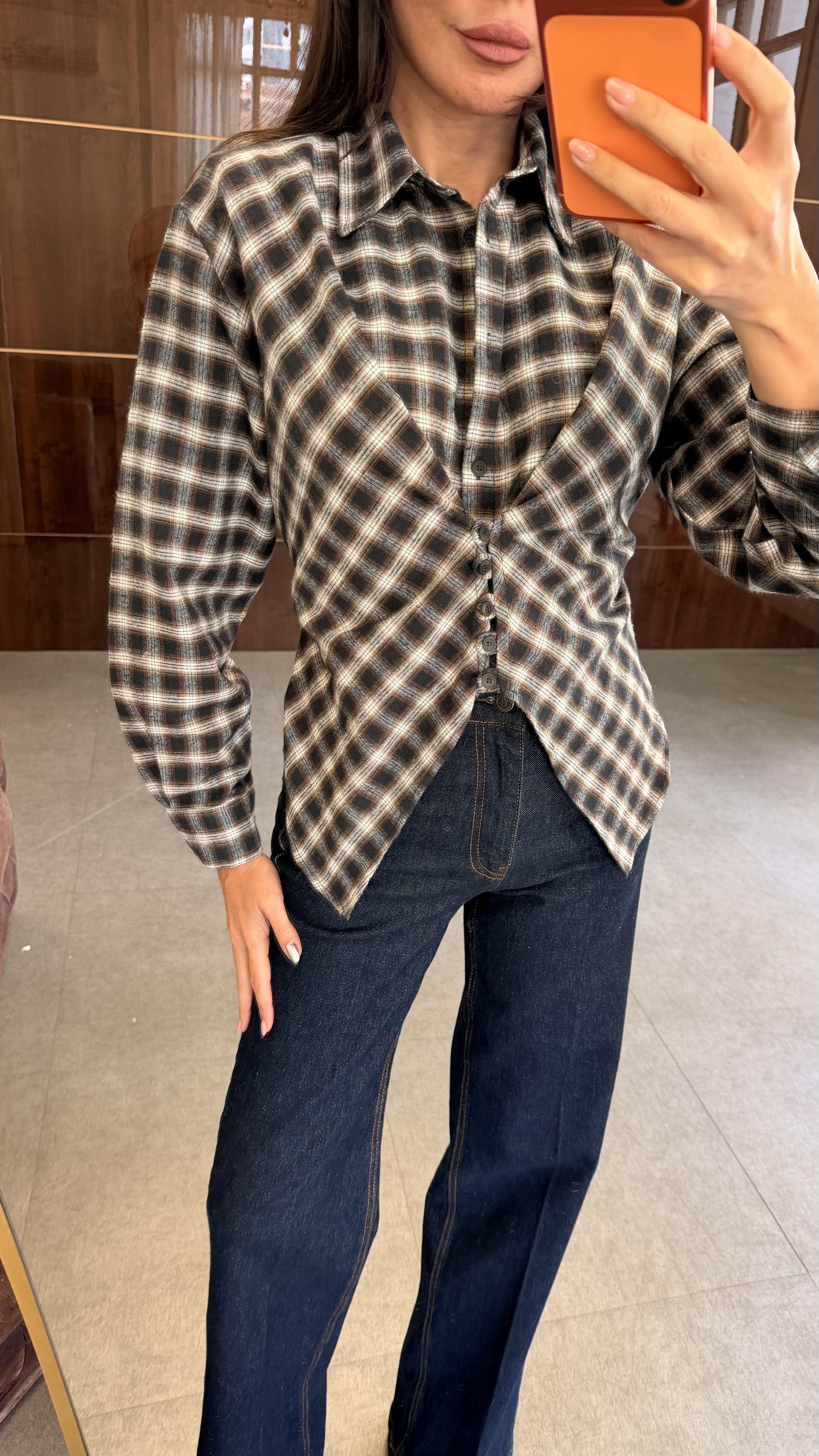 Bej Tasarım Ekose Gömlek