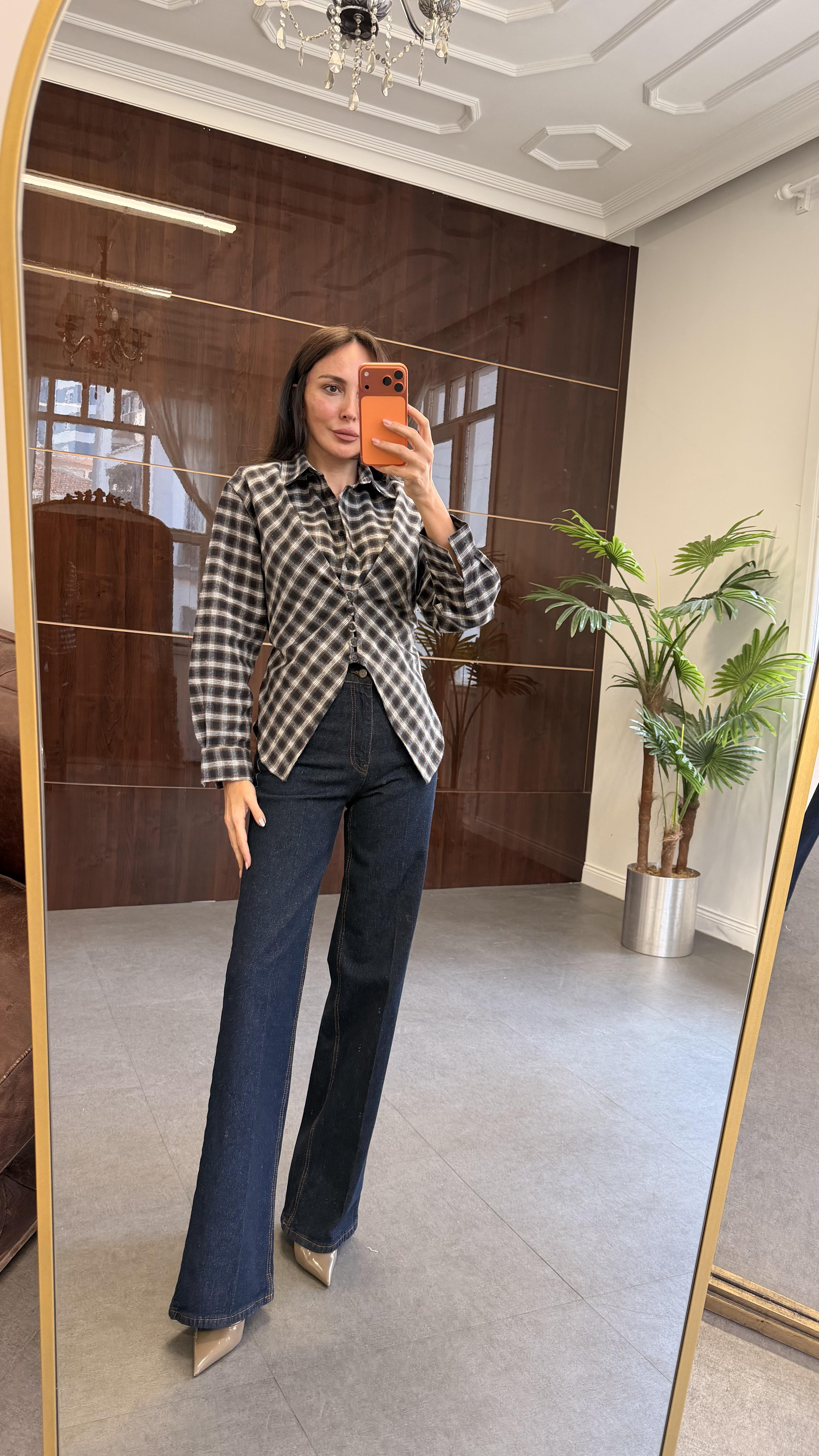 Bej Tasarım Ekose Gömlek