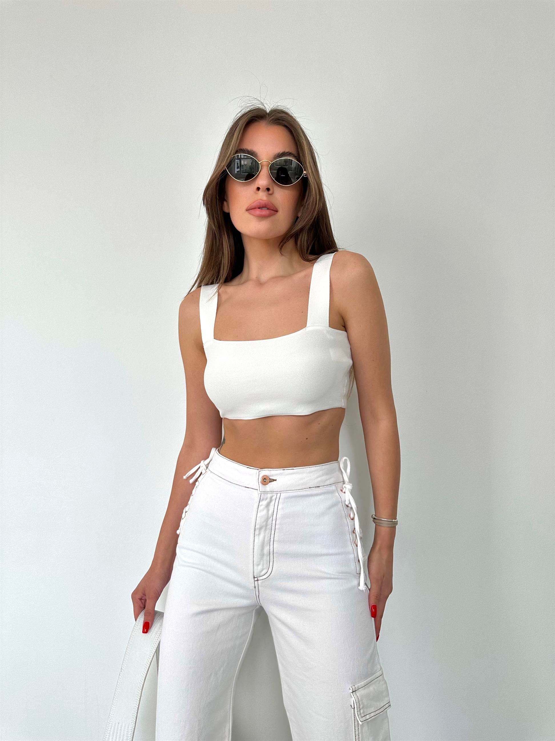 Beyaz Askılı Crop Bluz
