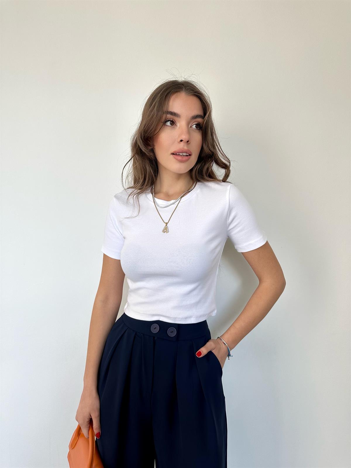 Beyaz Crop Tişört