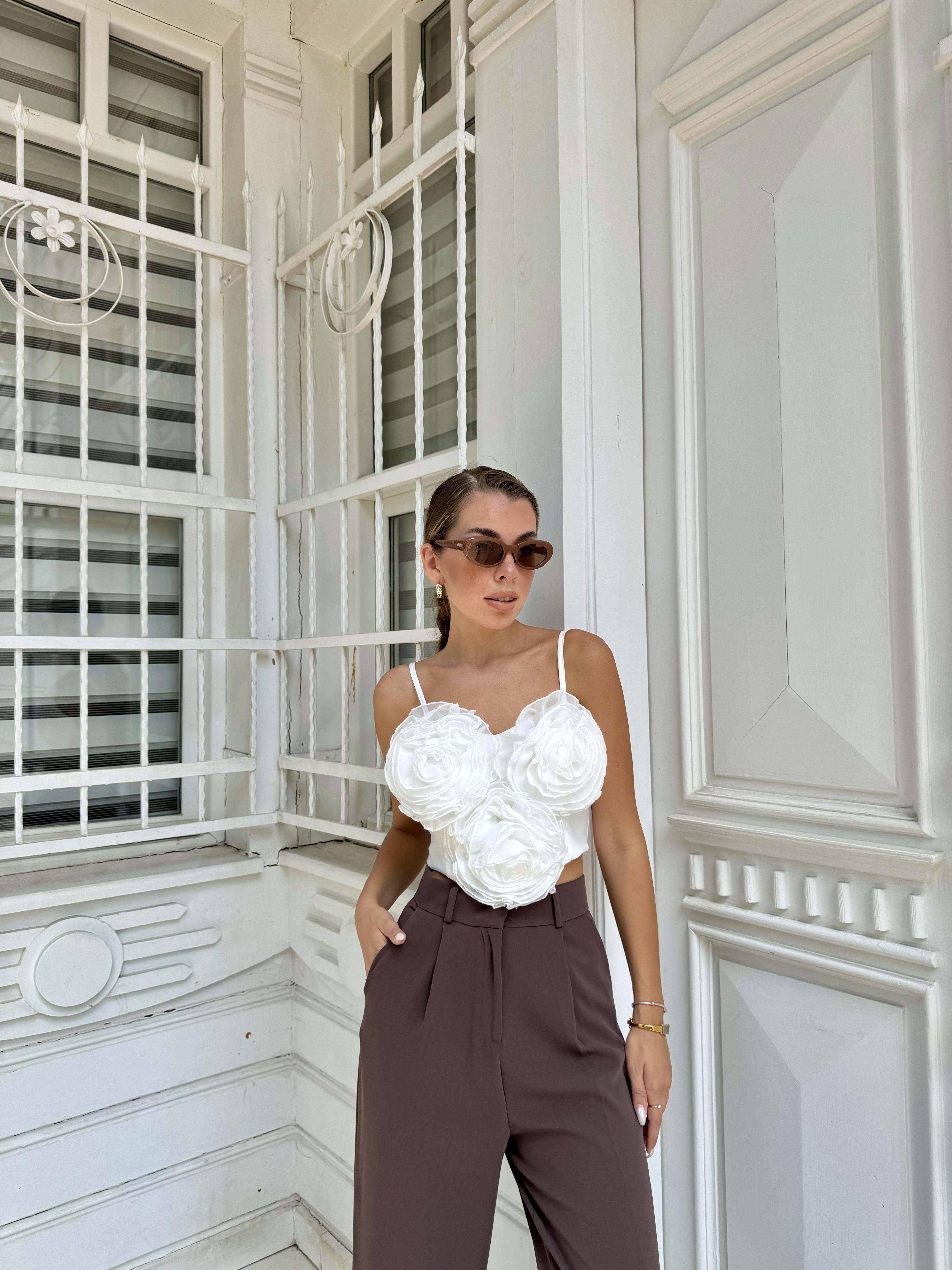 Beyaz İp Askılı Tasarım Bluz