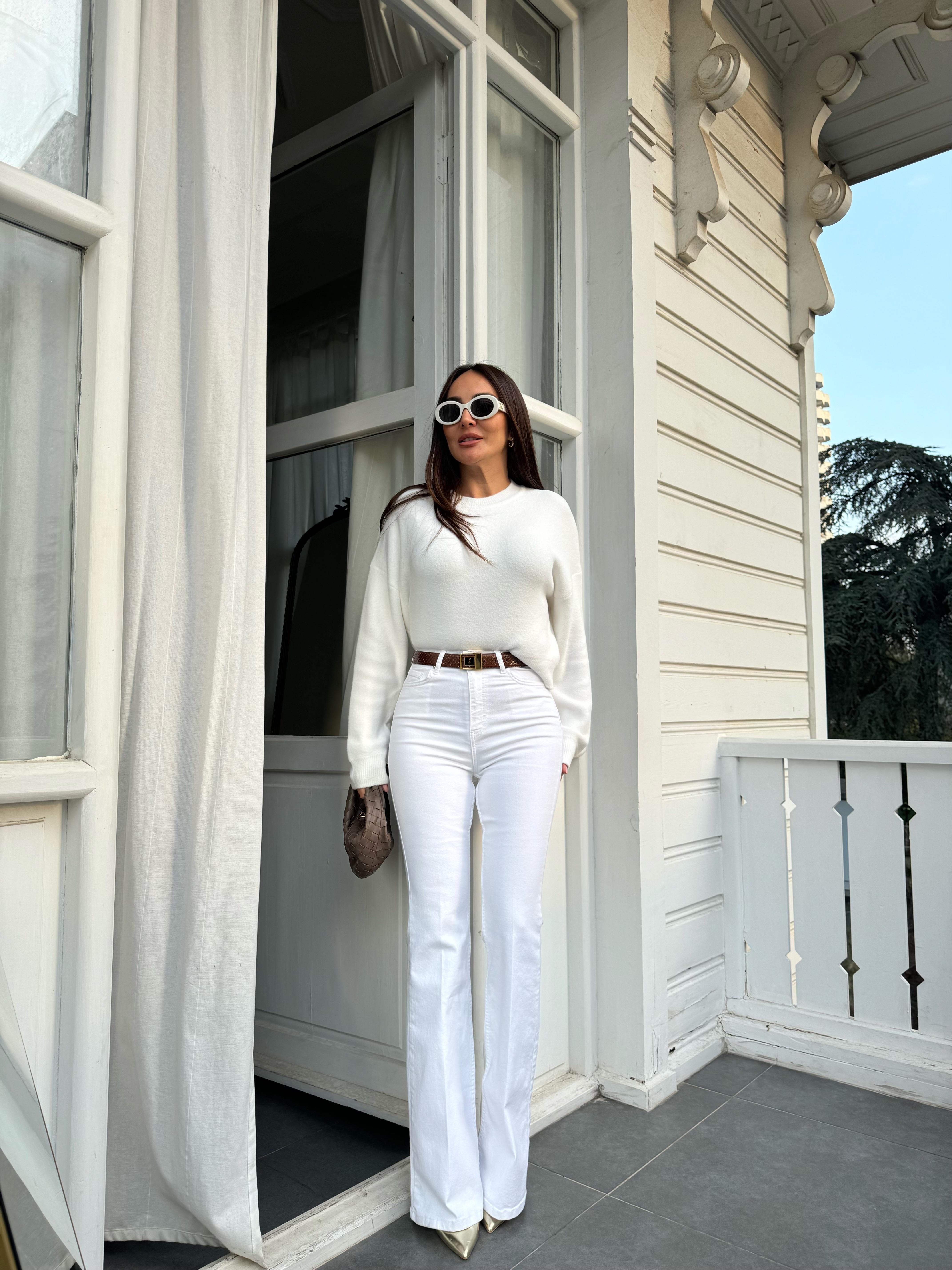 Beyaz İspanyol Paça Denim