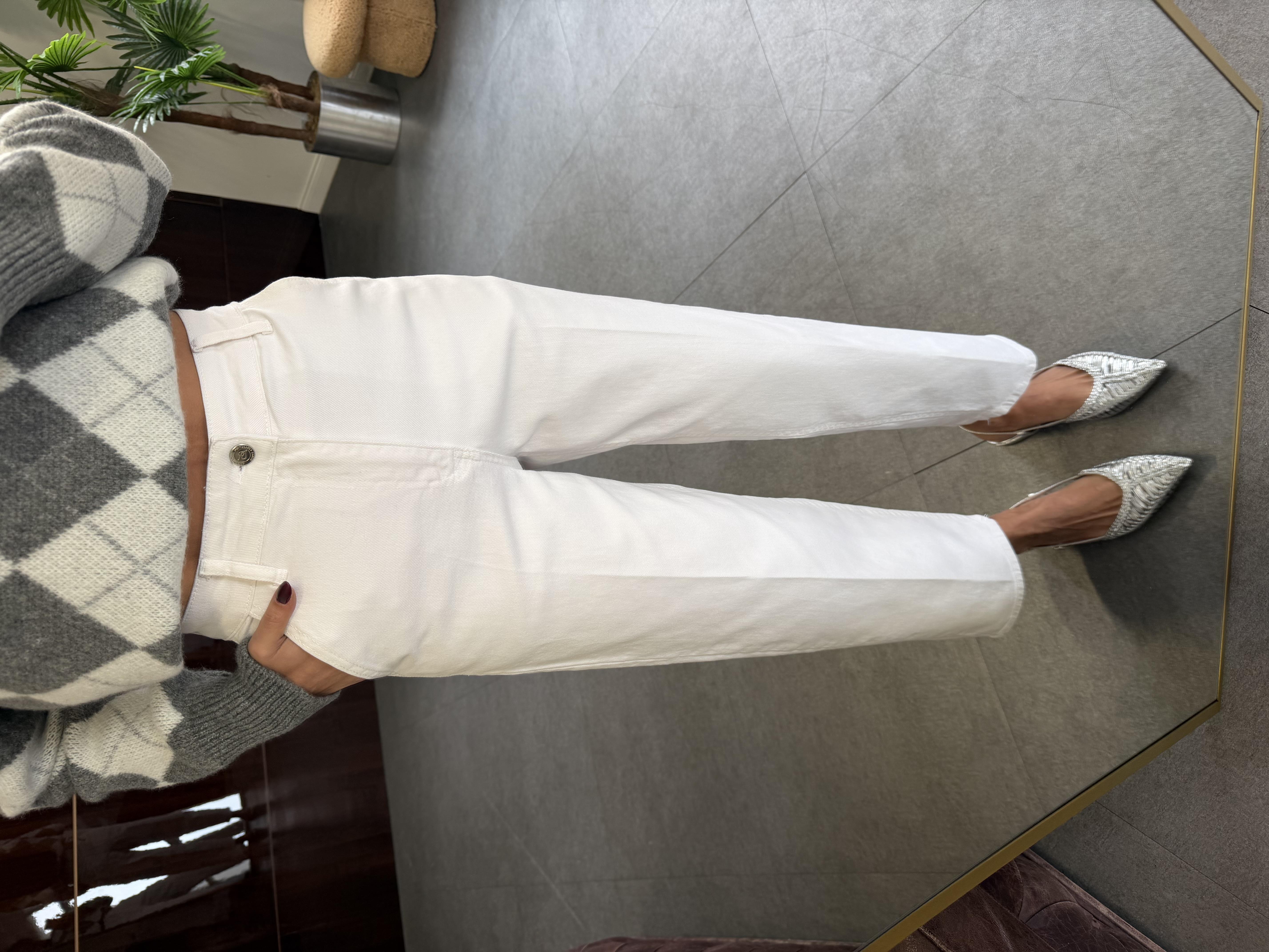 Beyaz Skater Ütü İzli Rins Yıkama Jean