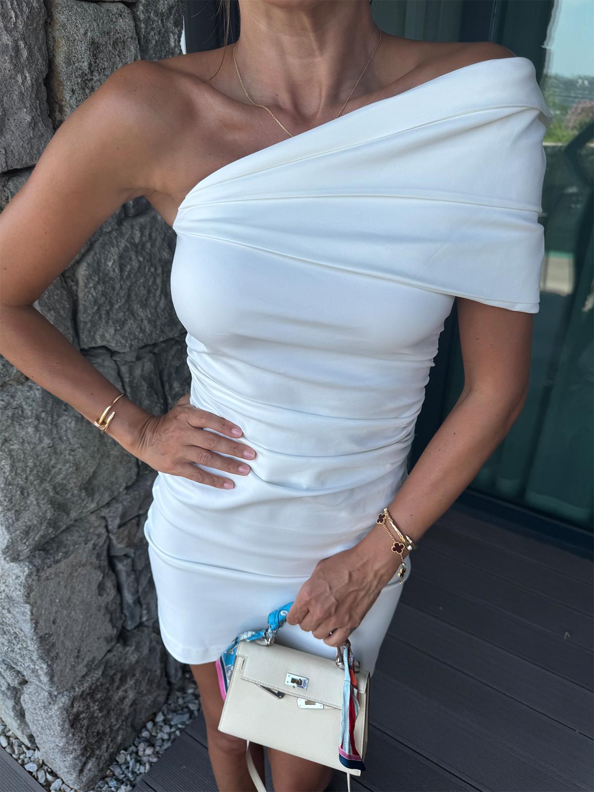 Beyaz Tek Omuz Drape Kısa Elbise