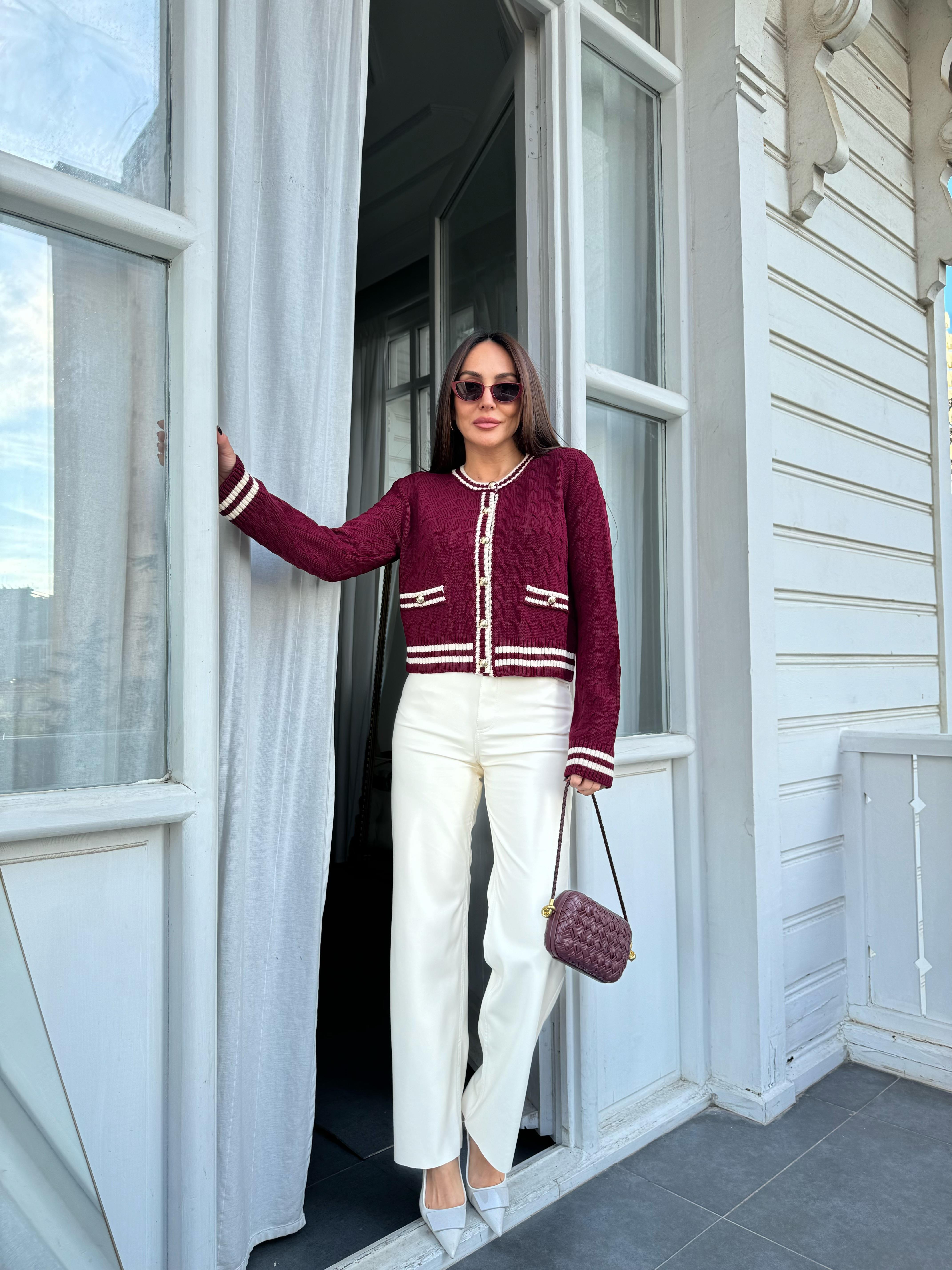 Bordo Bisiklet Yaka Çizgili Düğmeli Triko Hırka