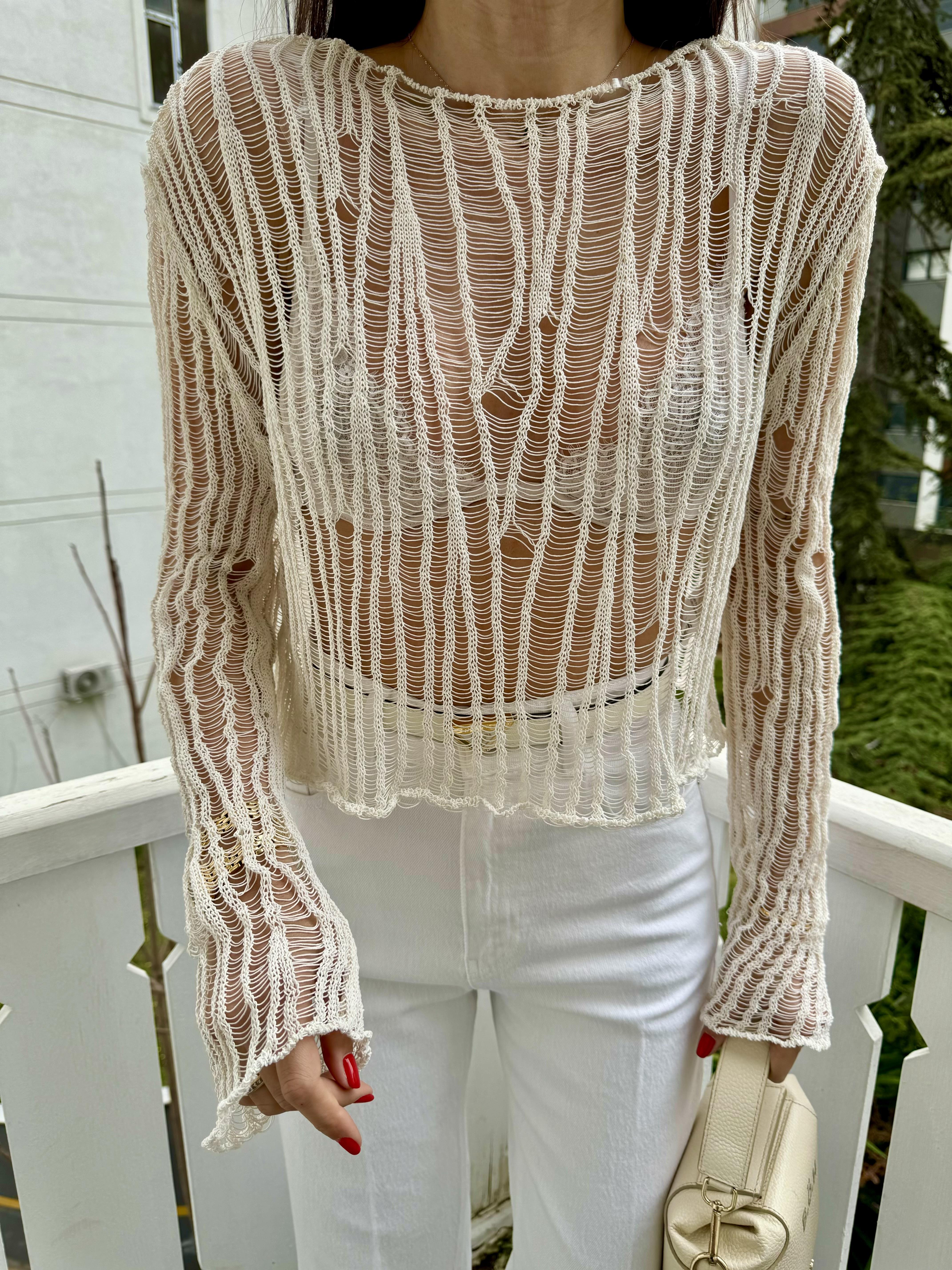 Ekru Ajurlu Triko Bluz