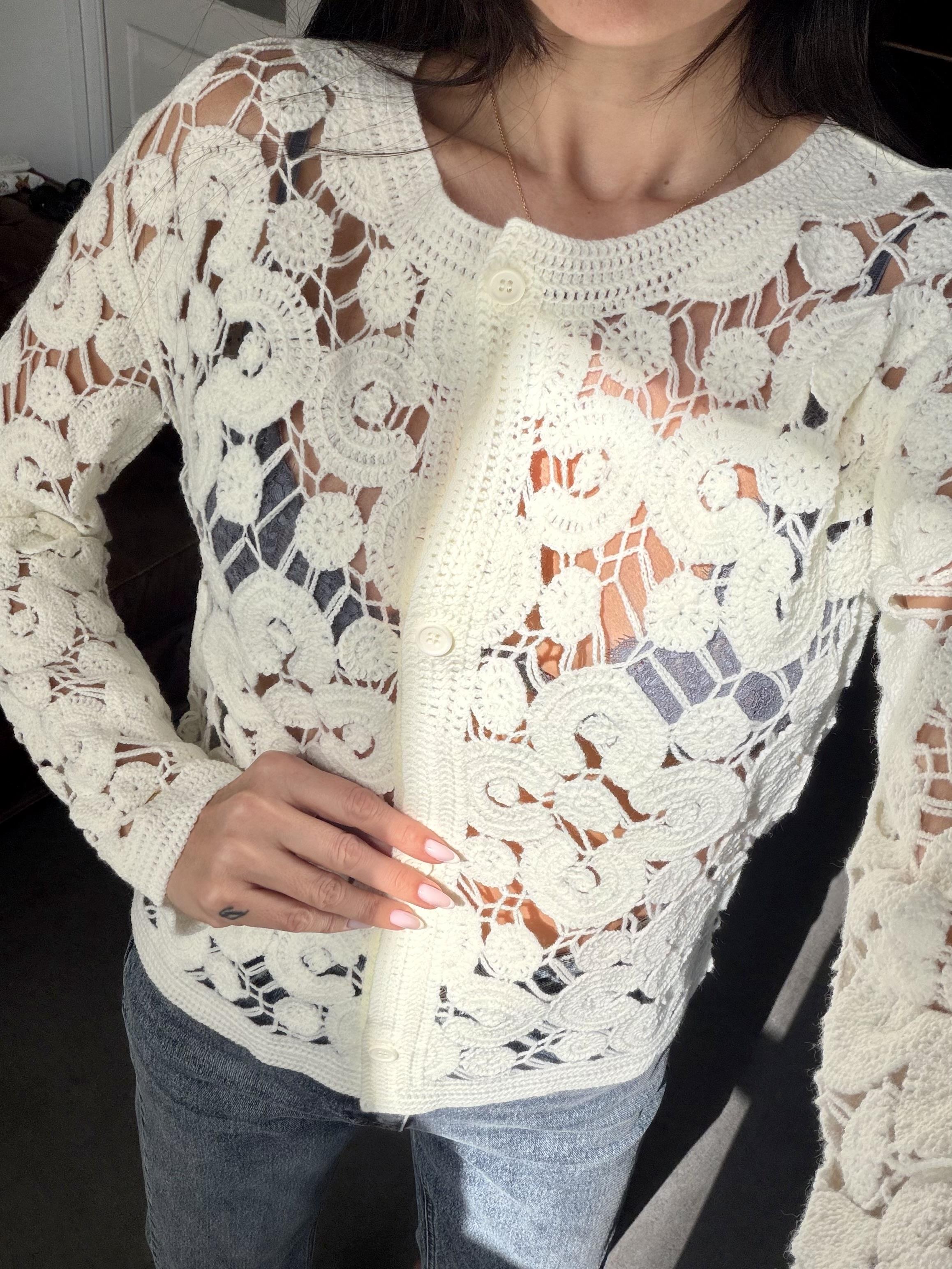 Ekru Dantel Tasarımlı Hırka