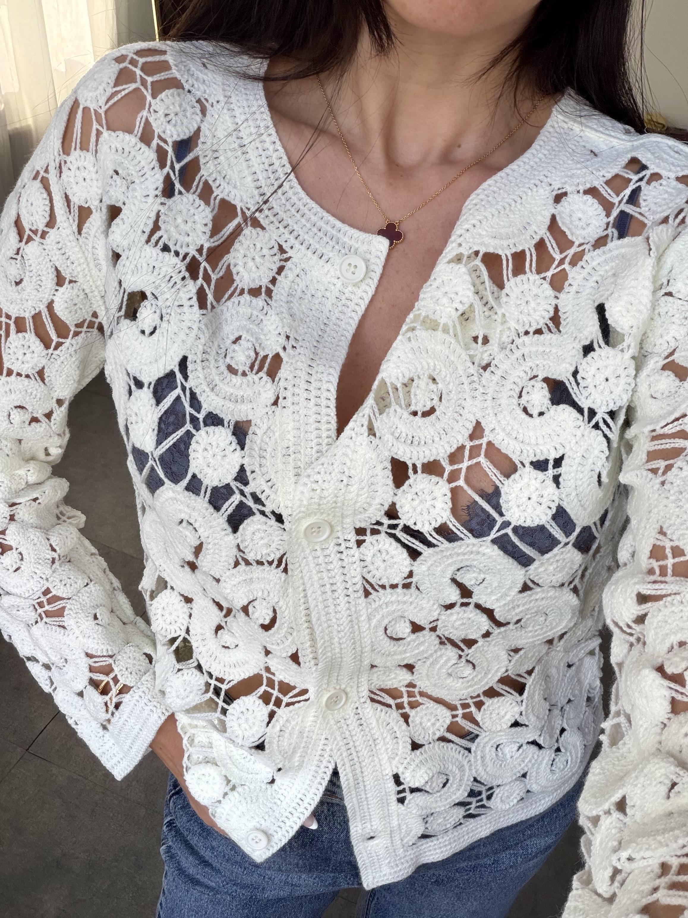 Ekru Dantel Tasarımlı Hırka