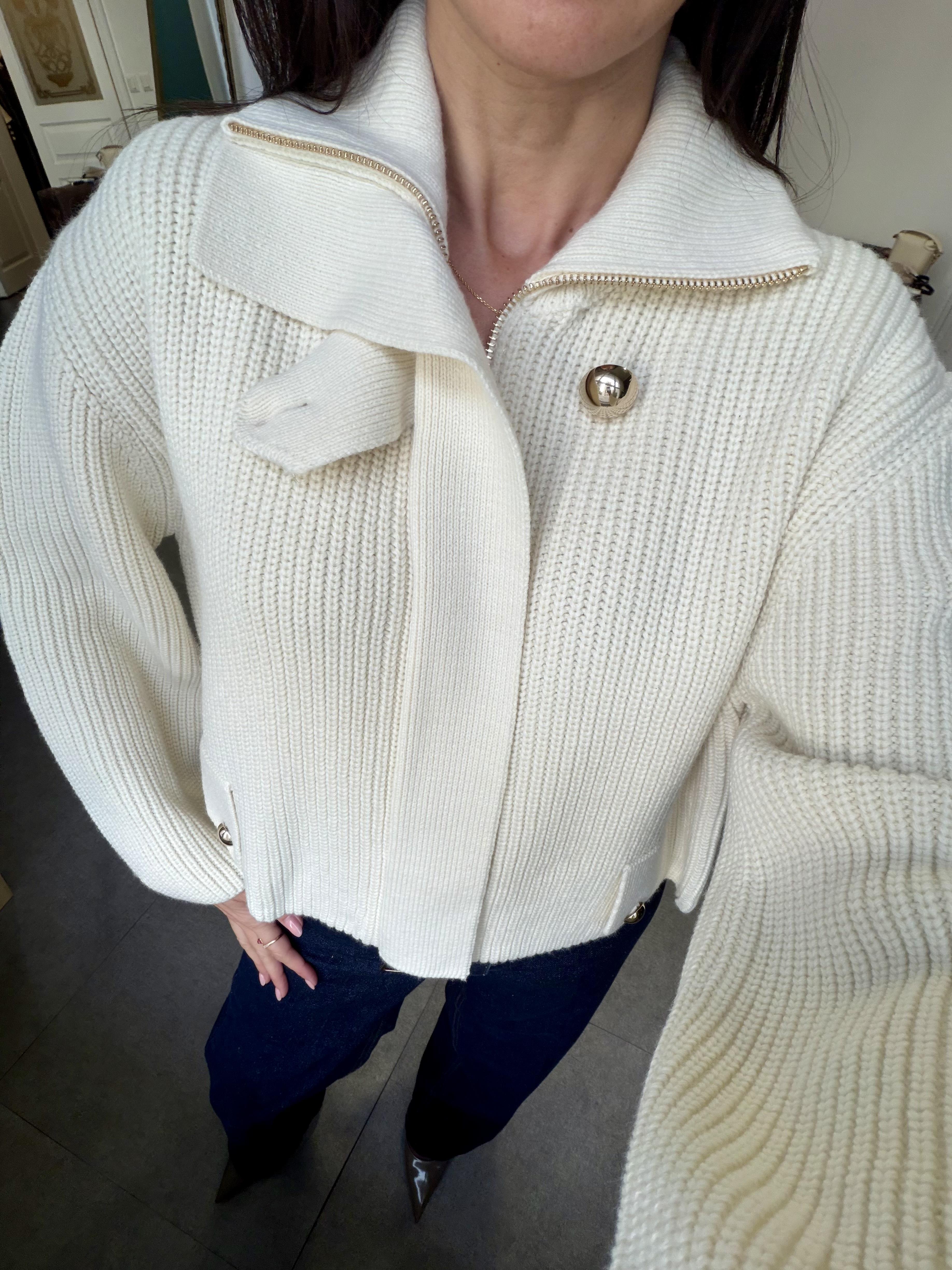 Ekru Fermuarlı Kemerli Düğmeli Yünlü Triko Hırka