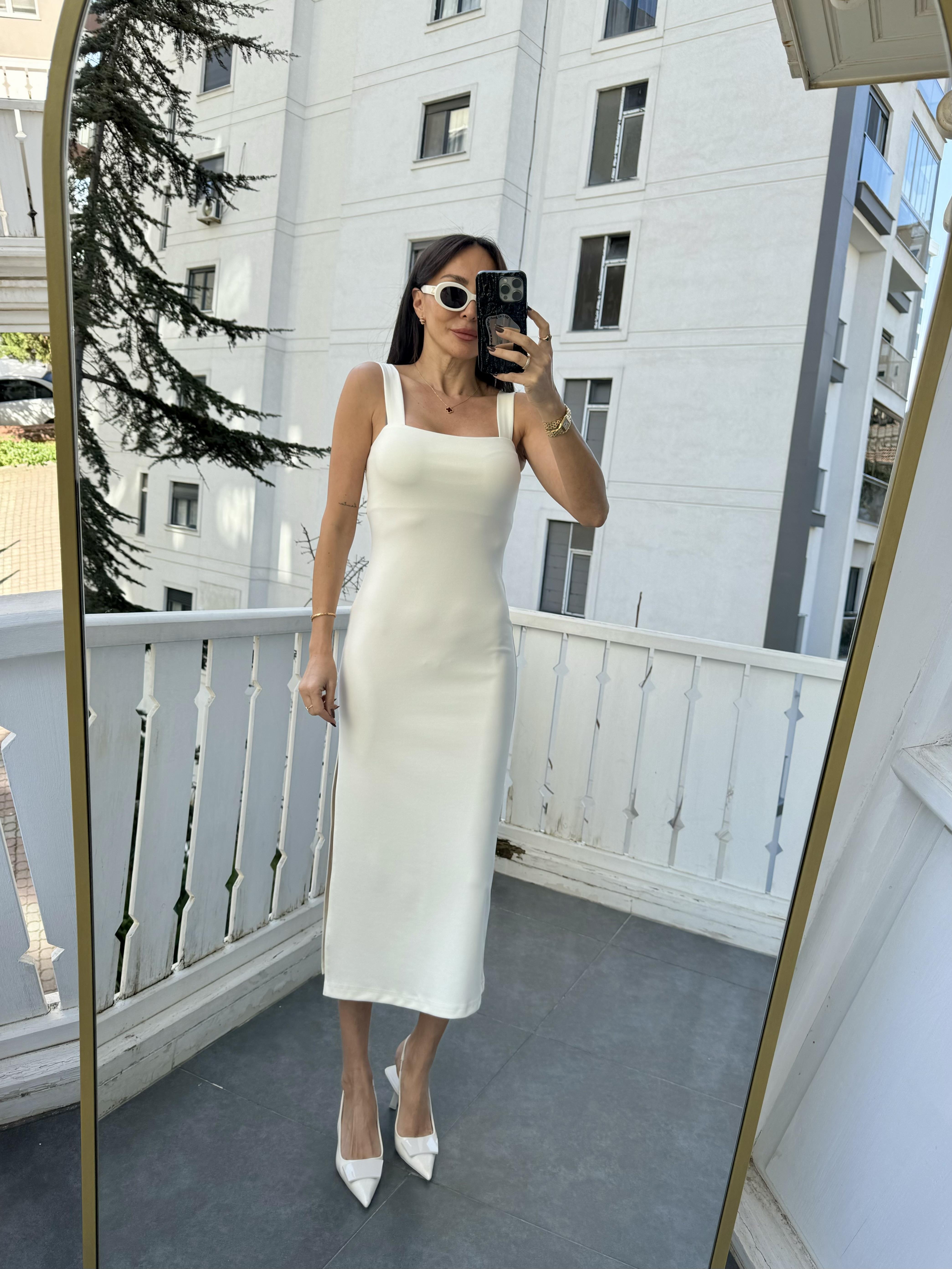 Ekru Kare Yaka Midi Elbise