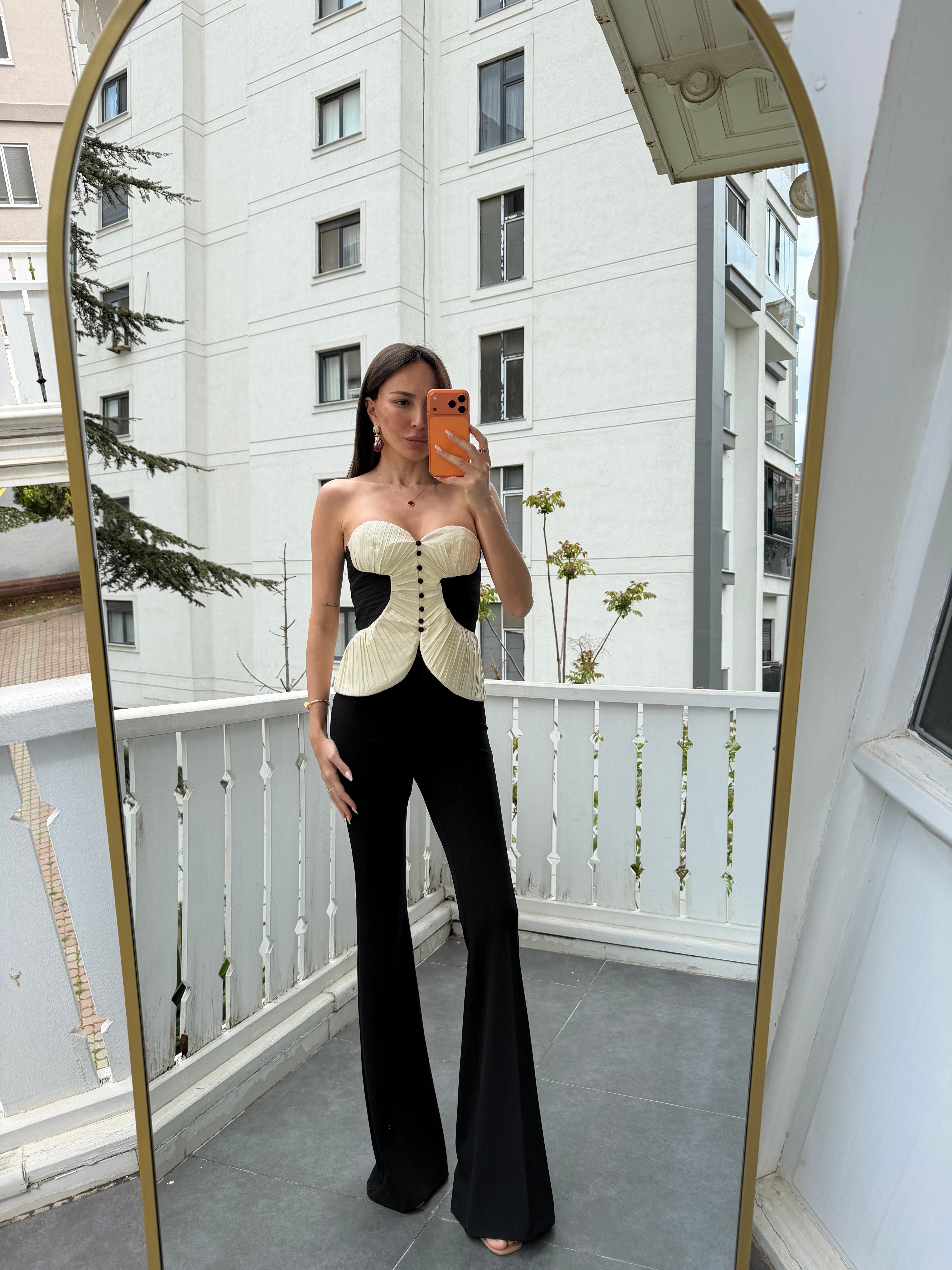 Ekru Straplez Düğmeli Korse Bluz