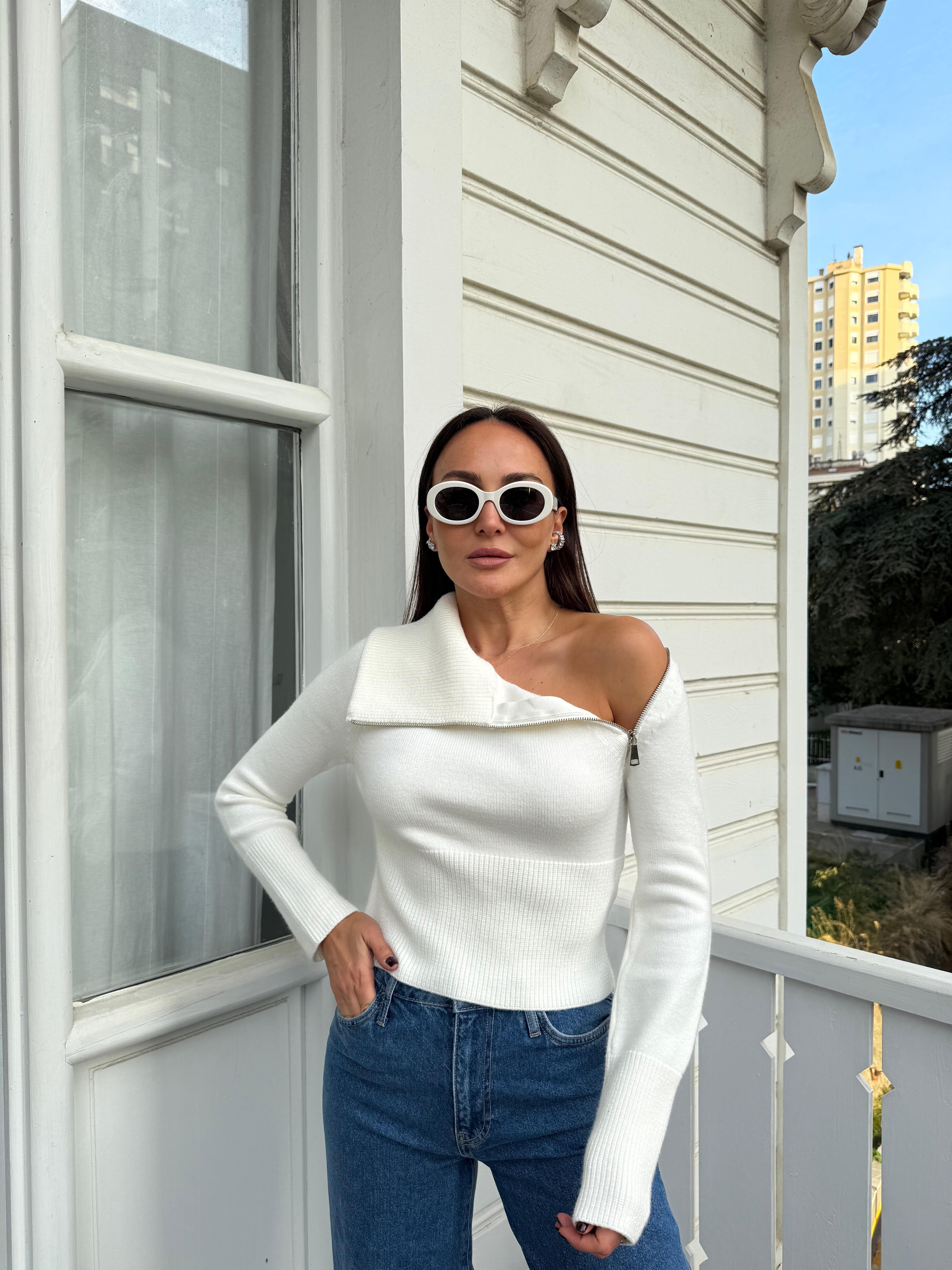 Ekru Yandan Fermuarlı Balıkçı Kazak
