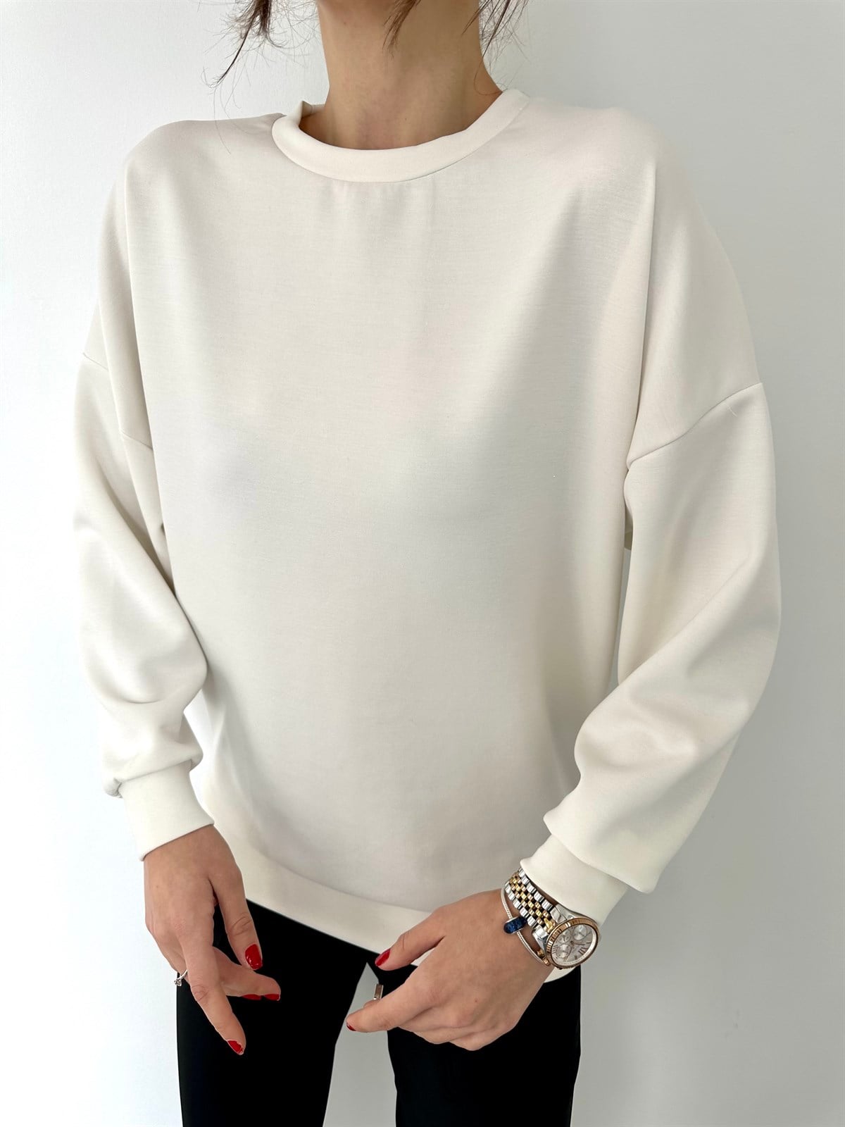 Ekru Yumuşak Dokulu Sweat