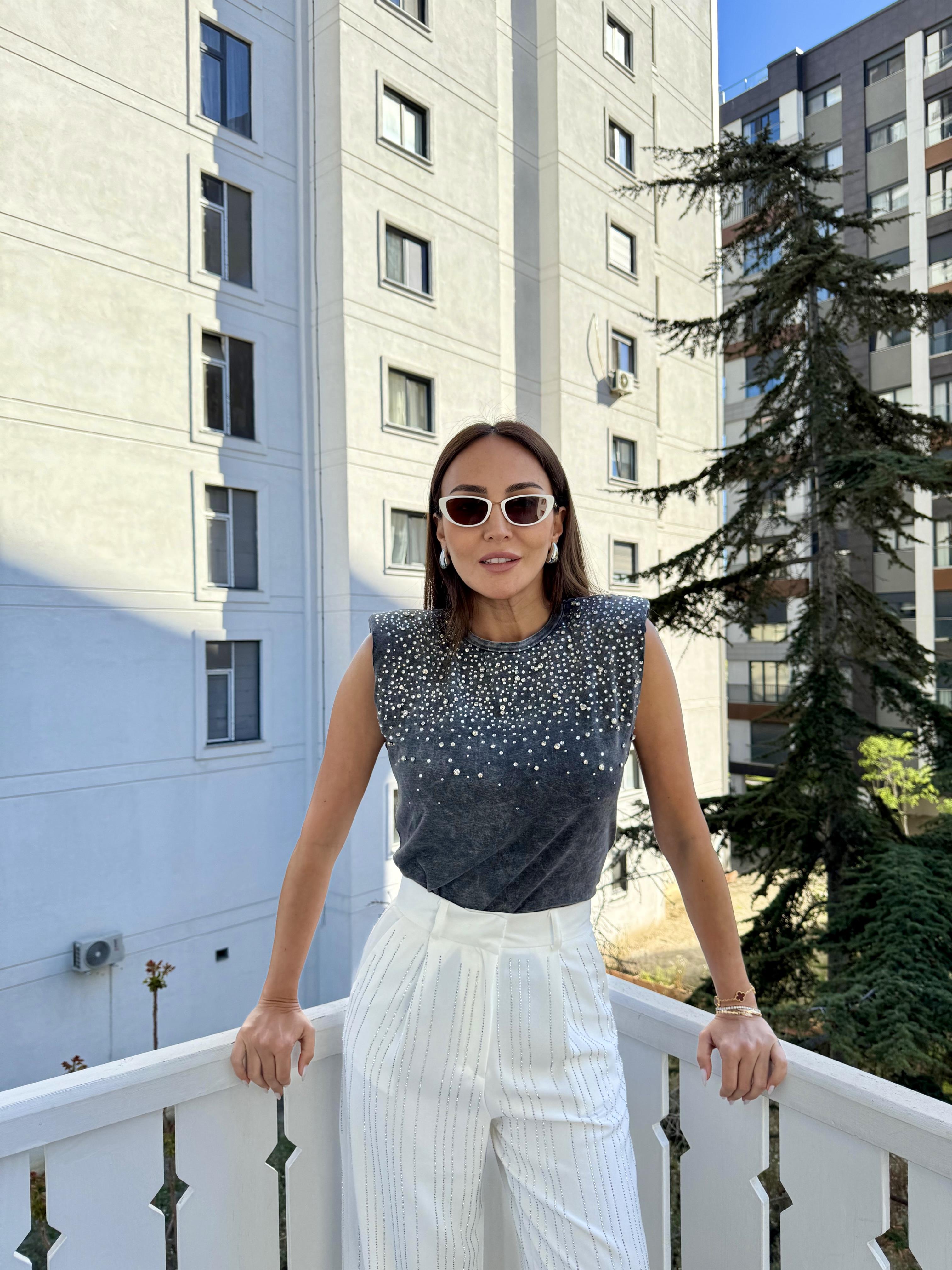 Füme Önü Taşlı Atlet