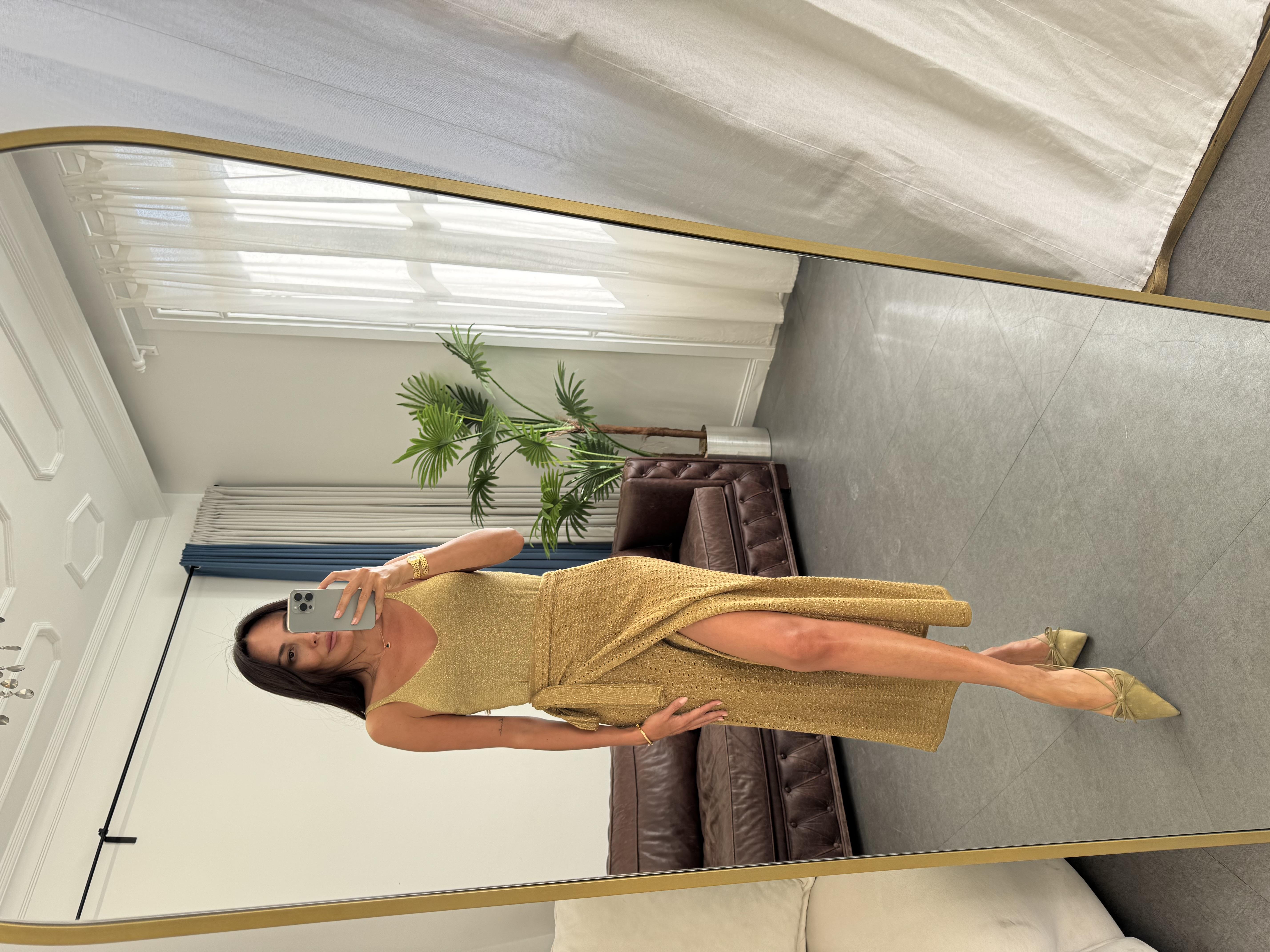 Gold Simli Askılı Bluz