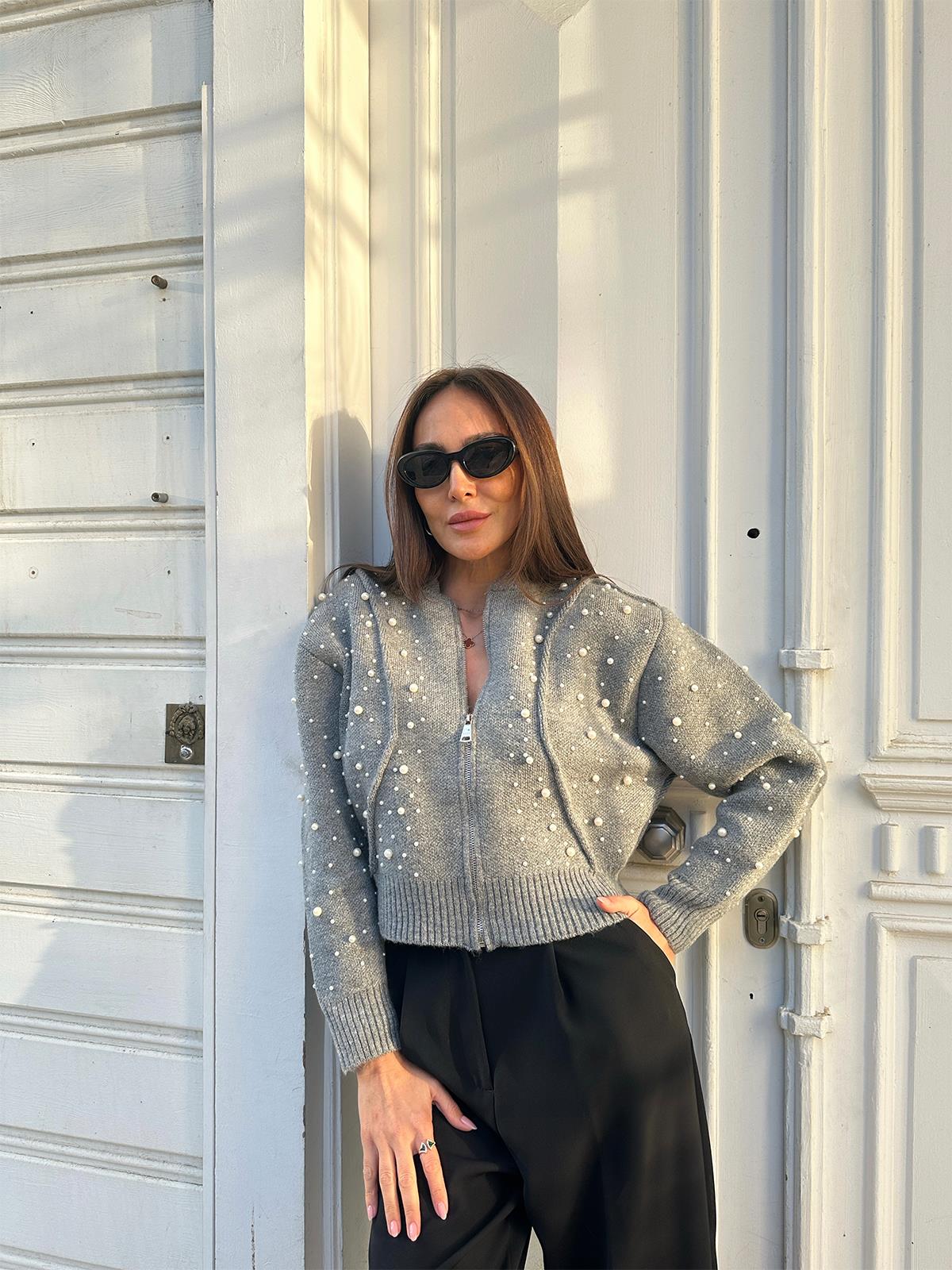 Gri İnci Taş Detaylı Fermuarlı Hırka