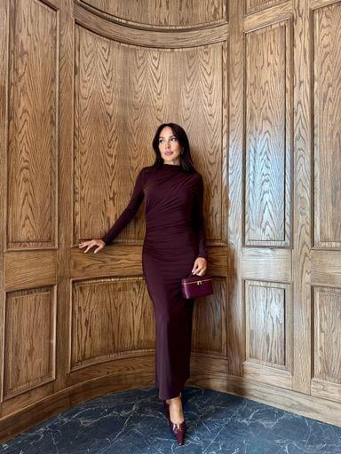 Kahve Drape Yaka Yırtmaçlı Uzun Elbise