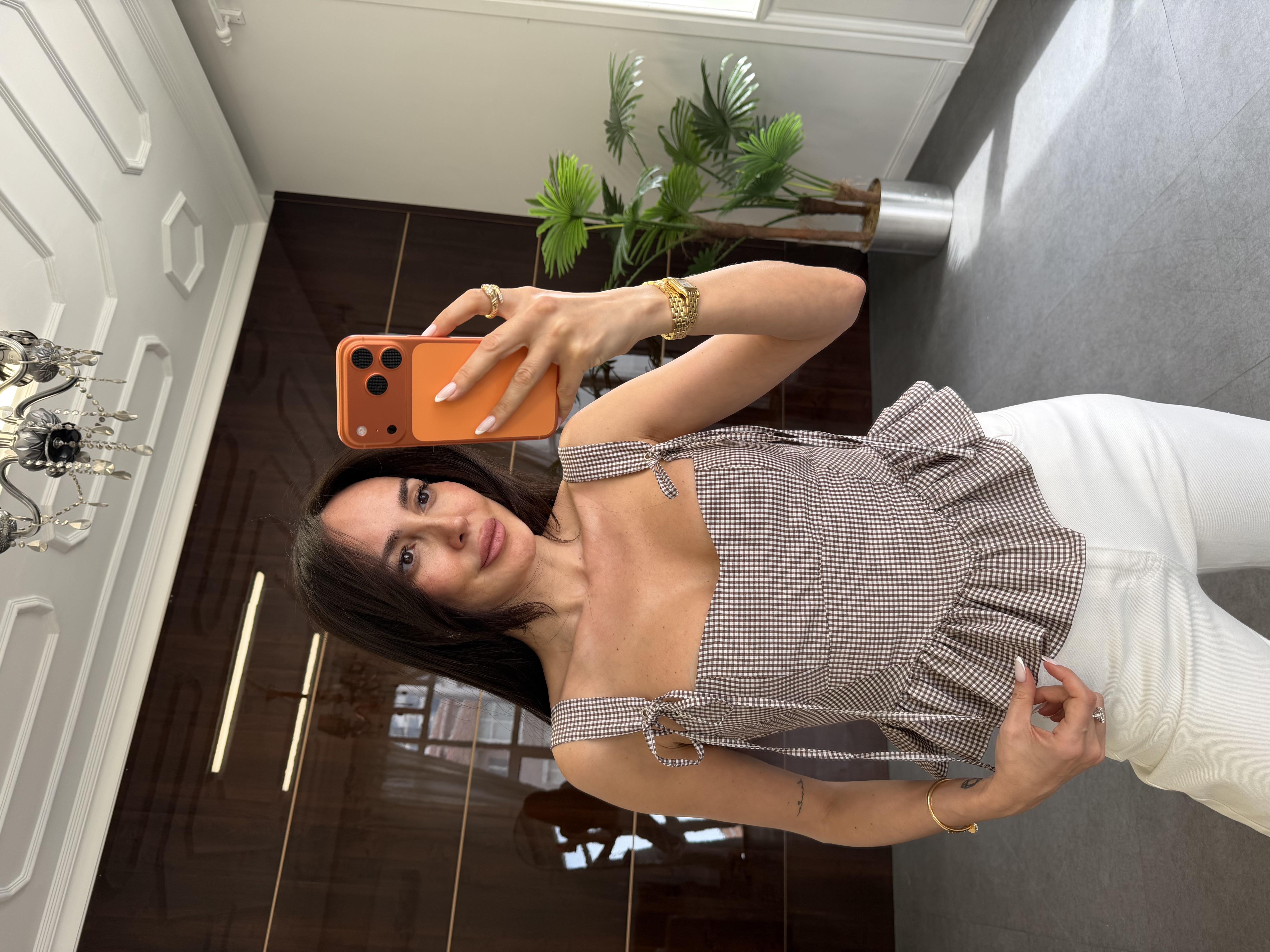 Kahve Fırfırlı Pötikare Bluz