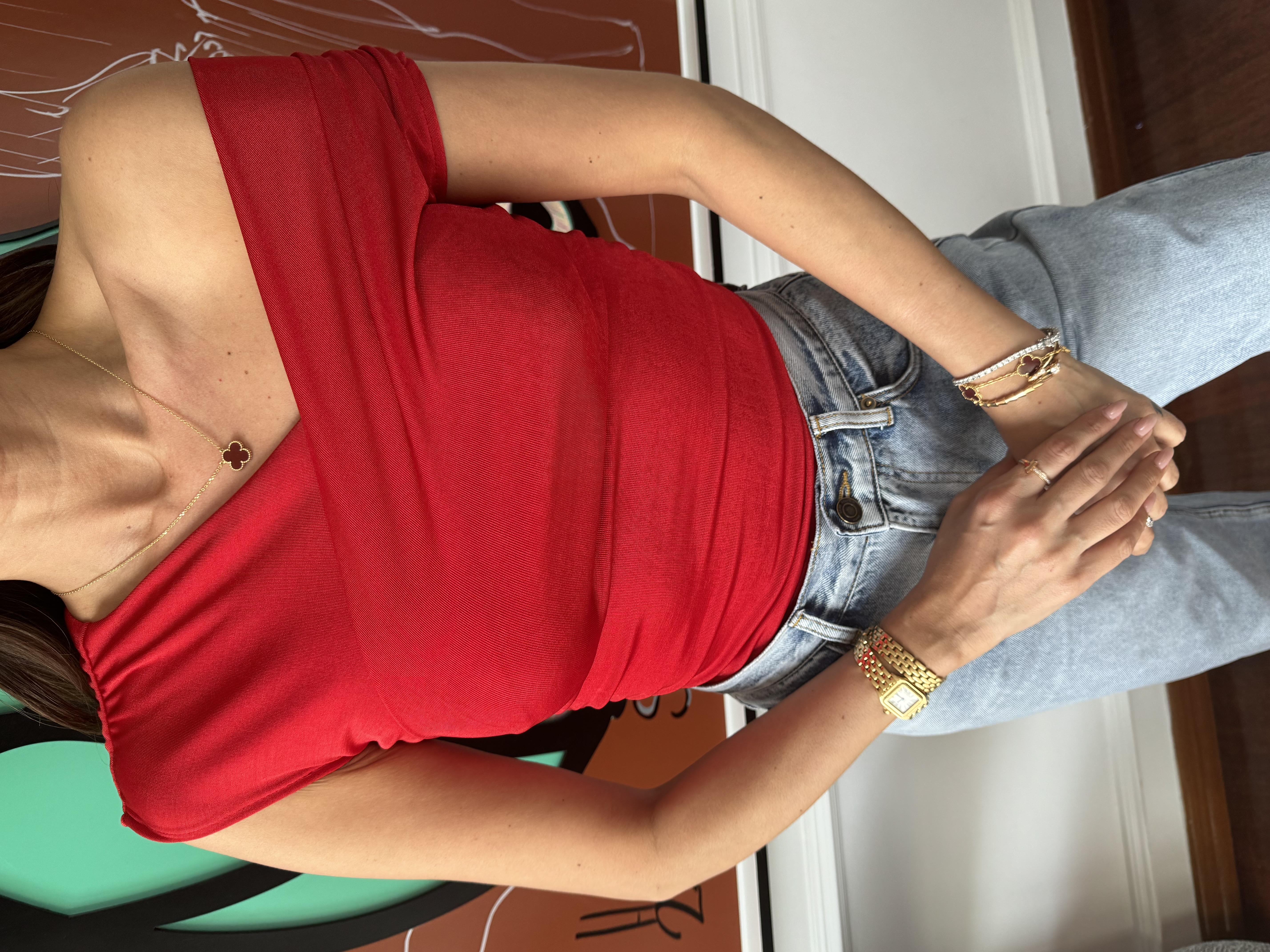 Kırmızı Asimetrik Kolsuz Bluz