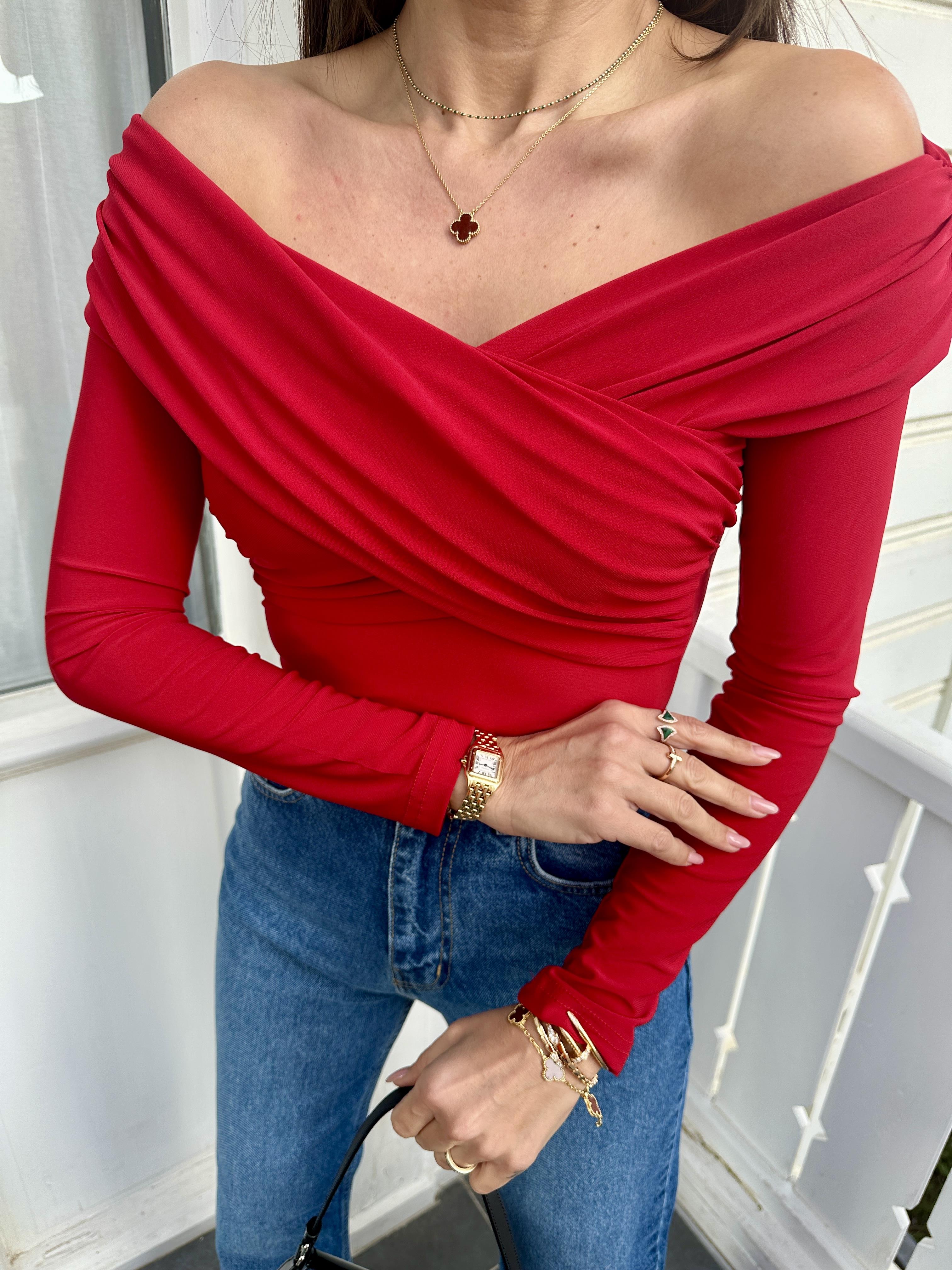 Kırmızı Çapraz Yaka Omuz Açık Bluz